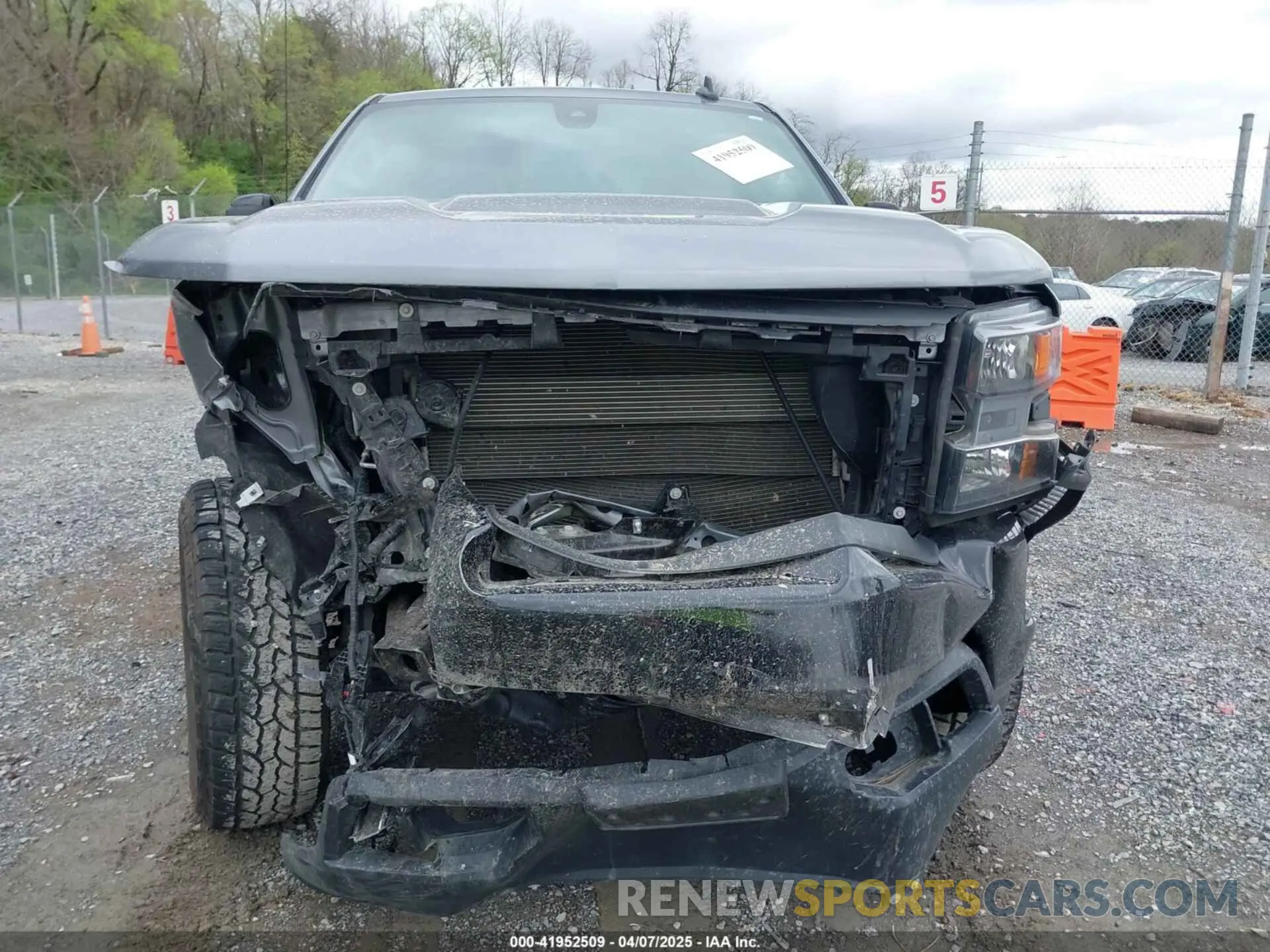 6 Photograph of a damaged car 1GCPYCEF6MZ371008 CHEVROLET SILVERADO 1500 2021