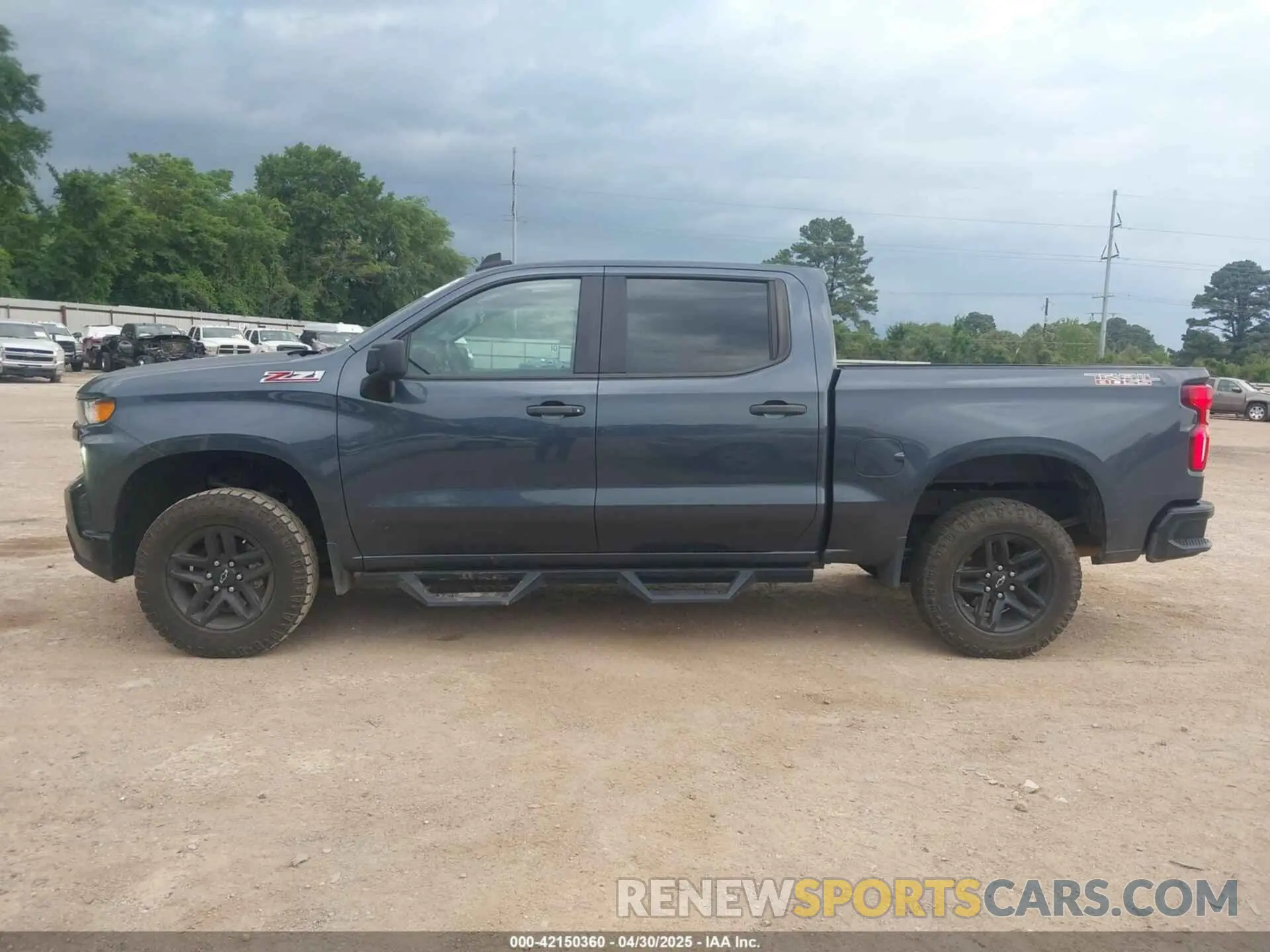 14 Photograph of a damaged car 1GCPYCEF8MZ363802 CHEVROLET SILVERADO 1500 2021