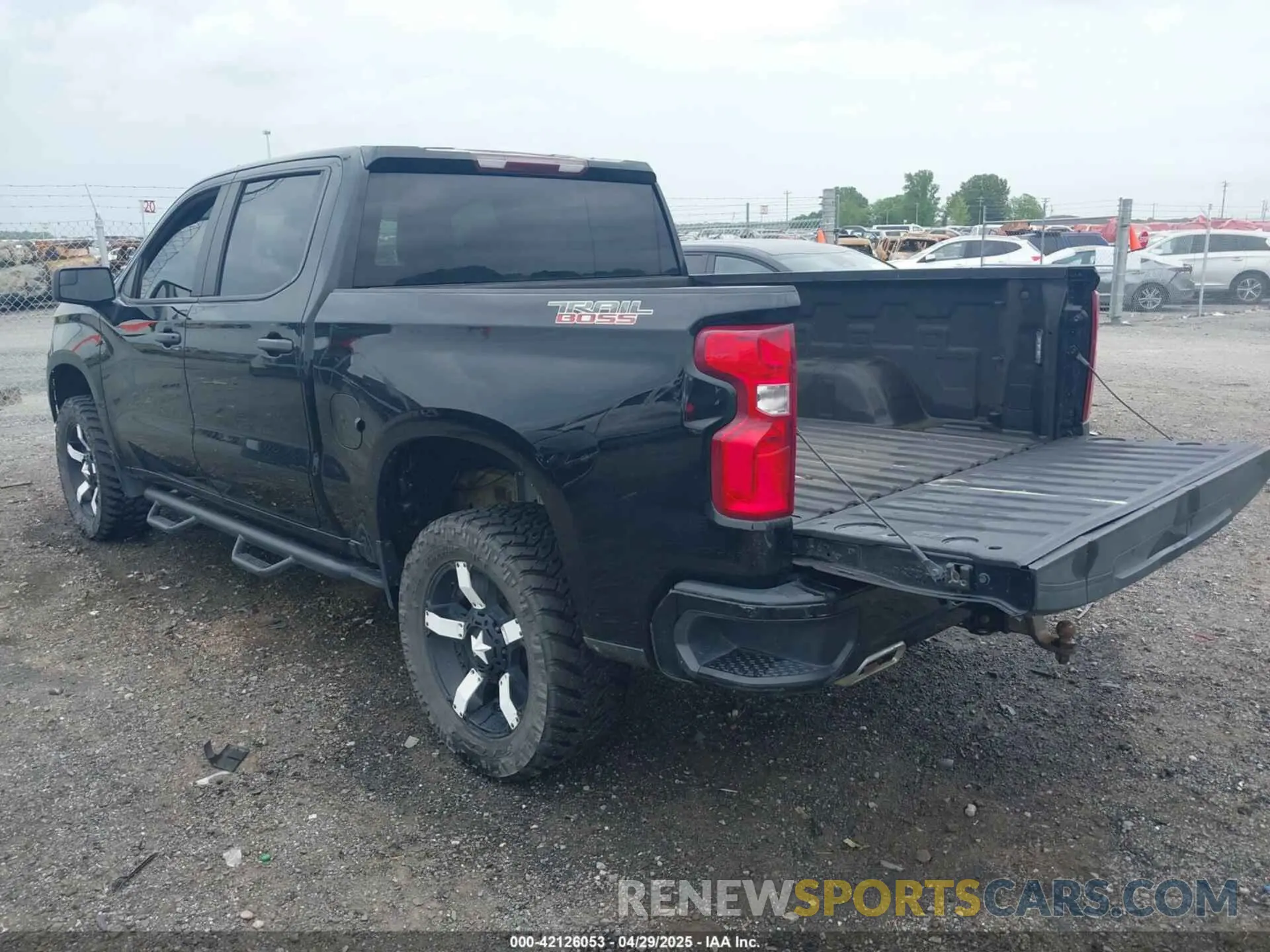3 Photograph of a damaged car 1GCPYCEL8MZ210276 CHEVROLET SILVERADO 1500 2021