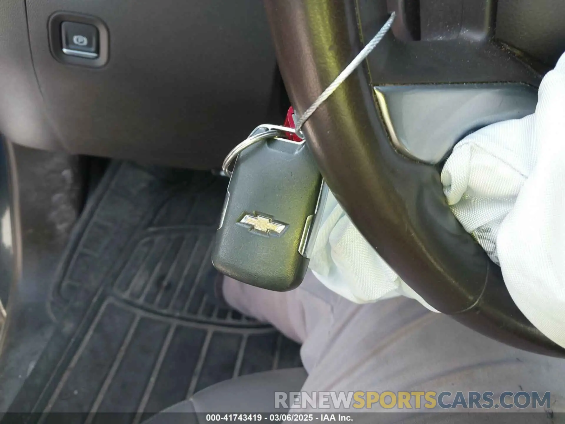 11 Photograph of a damaged car 1GCPYFED3MZ132225 CHEVROLET SILVERADO 1500 2021