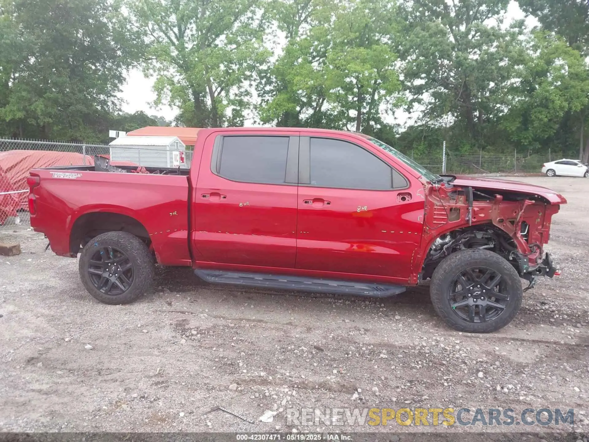 14 Photograph of a damaged car 1GCPYFED3MZ402442 CHEVROLET SILVERADO 1500 2021