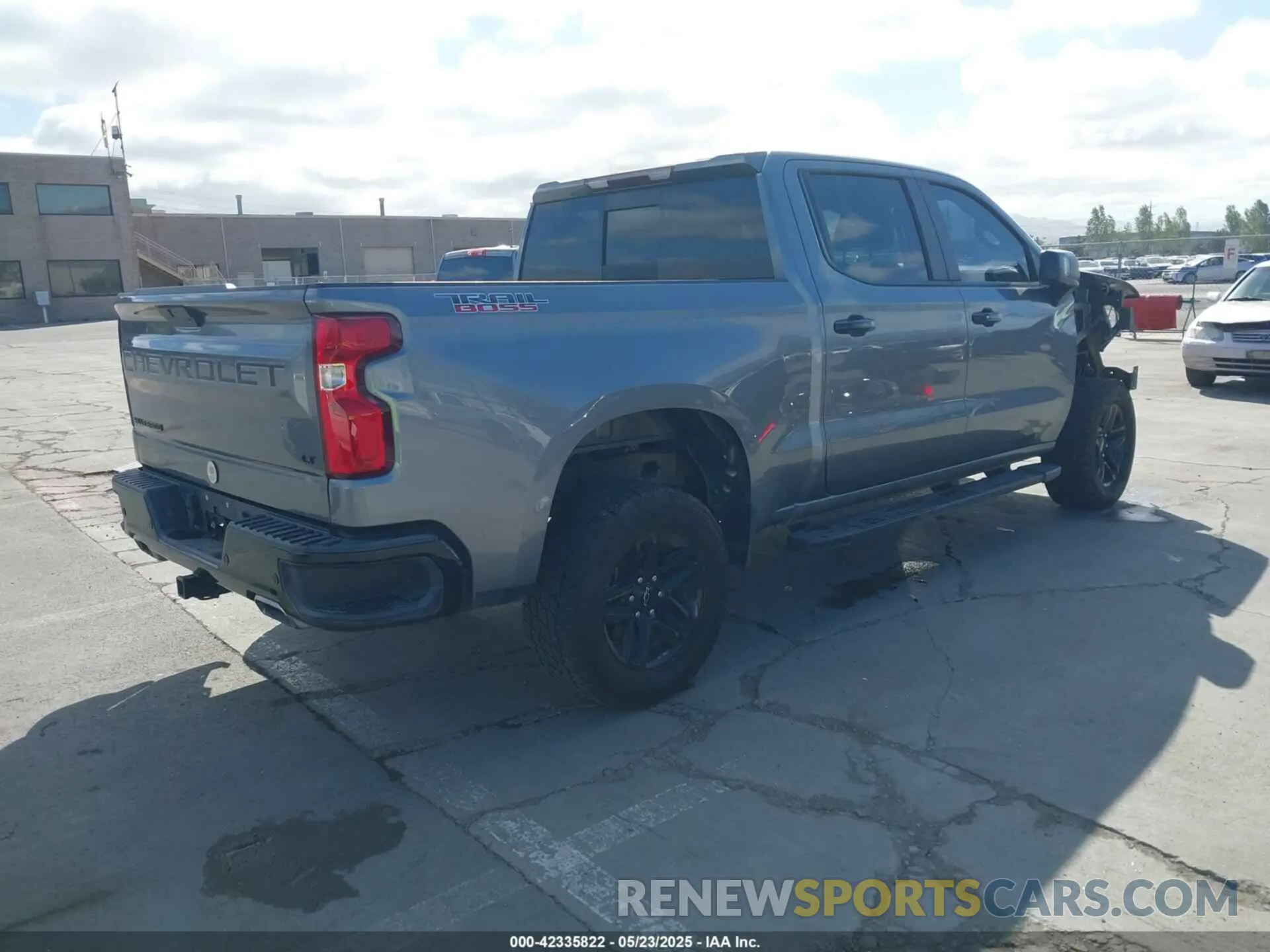 4 Photograph of a damaged car 1GCPYFED5MZ120402 CHEVROLET SILVERADO 1500 2021