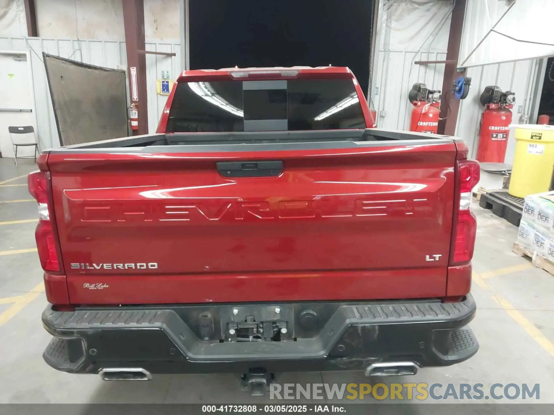 17 Photograph of a damaged car 1GCPYFED8MZ167911 CHEVROLET SILVERADO 1500 2021