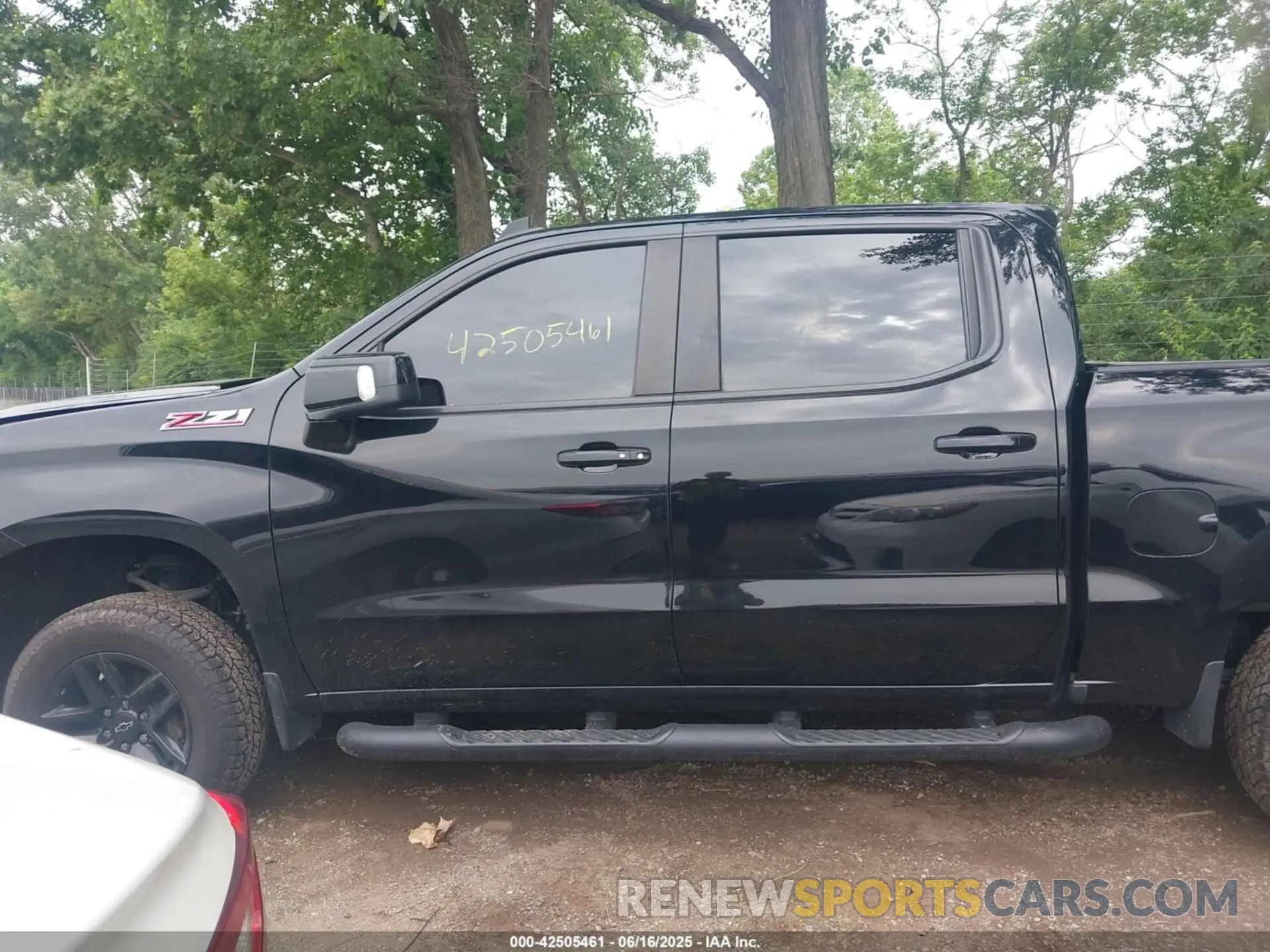14 Photograph of a damaged car 1GCPYFED8MZ208280 CHEVROLET SILVERADO 1500 2021