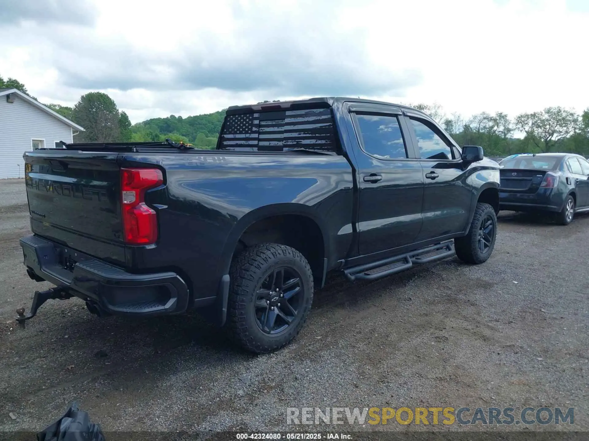 4 Photograph of a damaged car 1GCPYFED9MZ269122 CHEVROLET SILVERADO 1500 2021