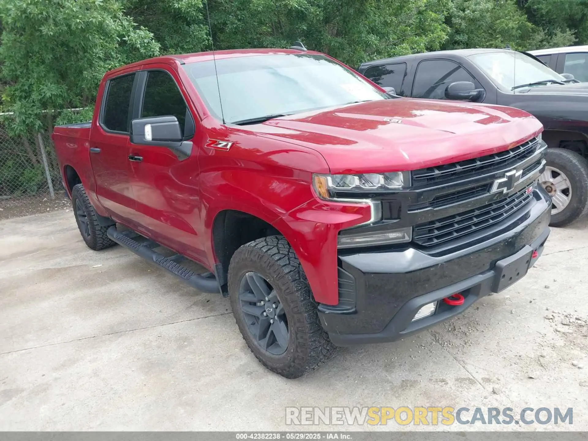 1 Photograph of a damaged car 1GCPYFEL2MZ395295 CHEVROLET SILVERADO 1500 2021