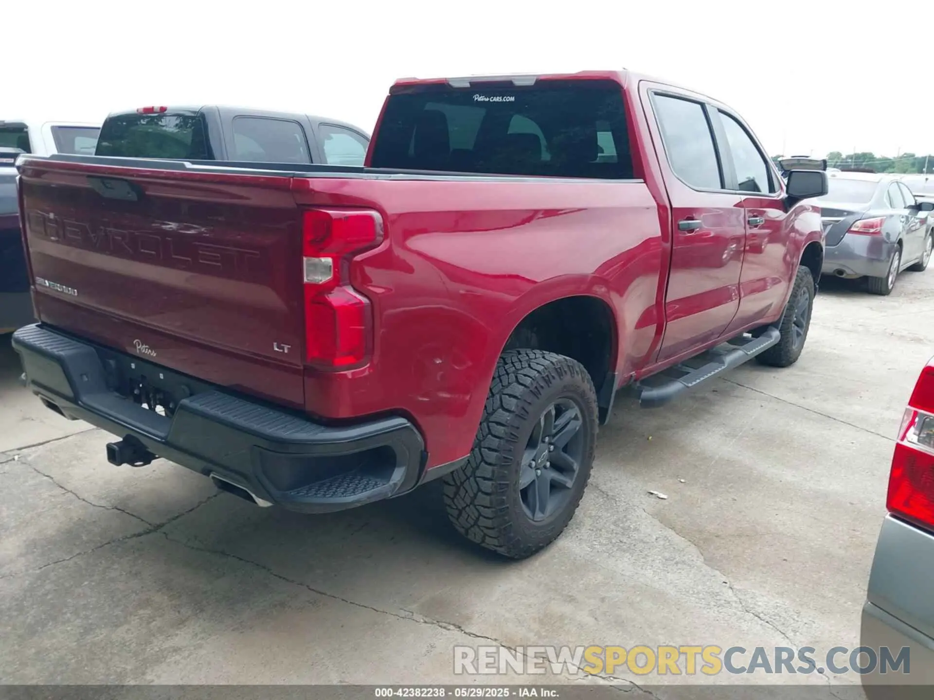 4 Photograph of a damaged car 1GCPYFEL2MZ395295 CHEVROLET SILVERADO 1500 2021