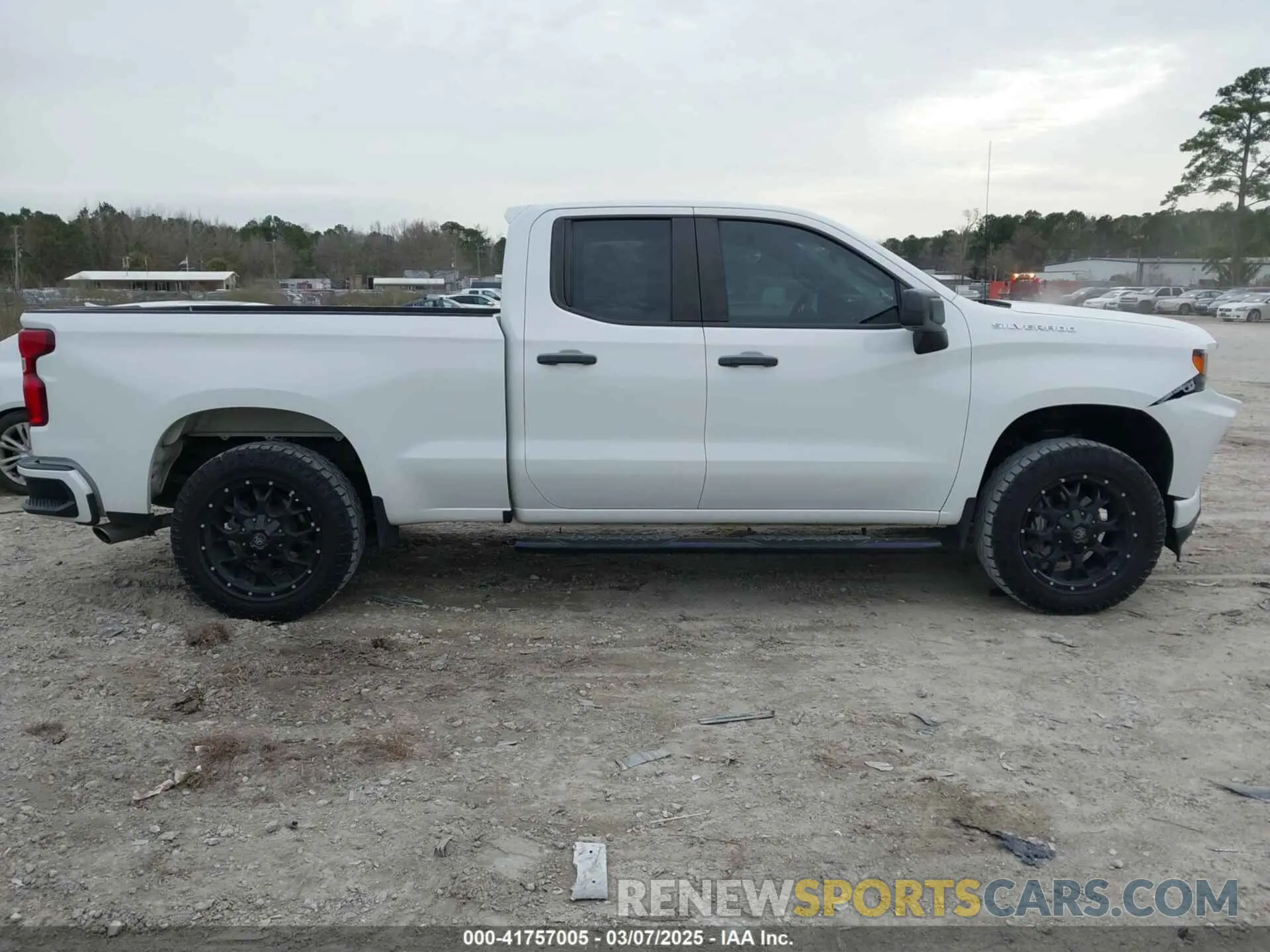 13 Photograph of a damaged car 1GCRWBEH9MZ107422 CHEVROLET SILVERADO 1500 2021