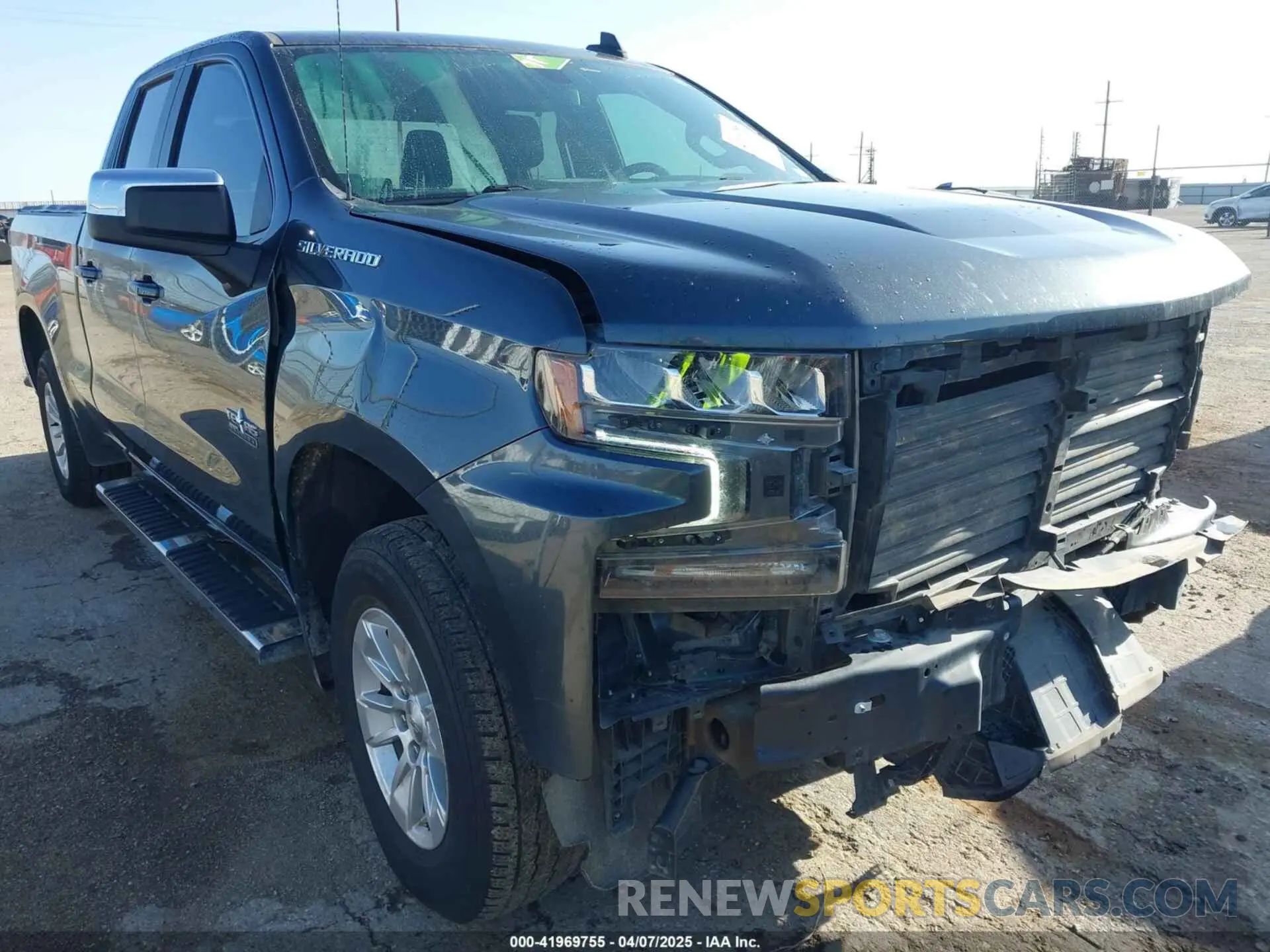 17 Photograph of a damaged car 1GCRWCEK5MZ117088 CHEVROLET SILVERADO 1500 2021