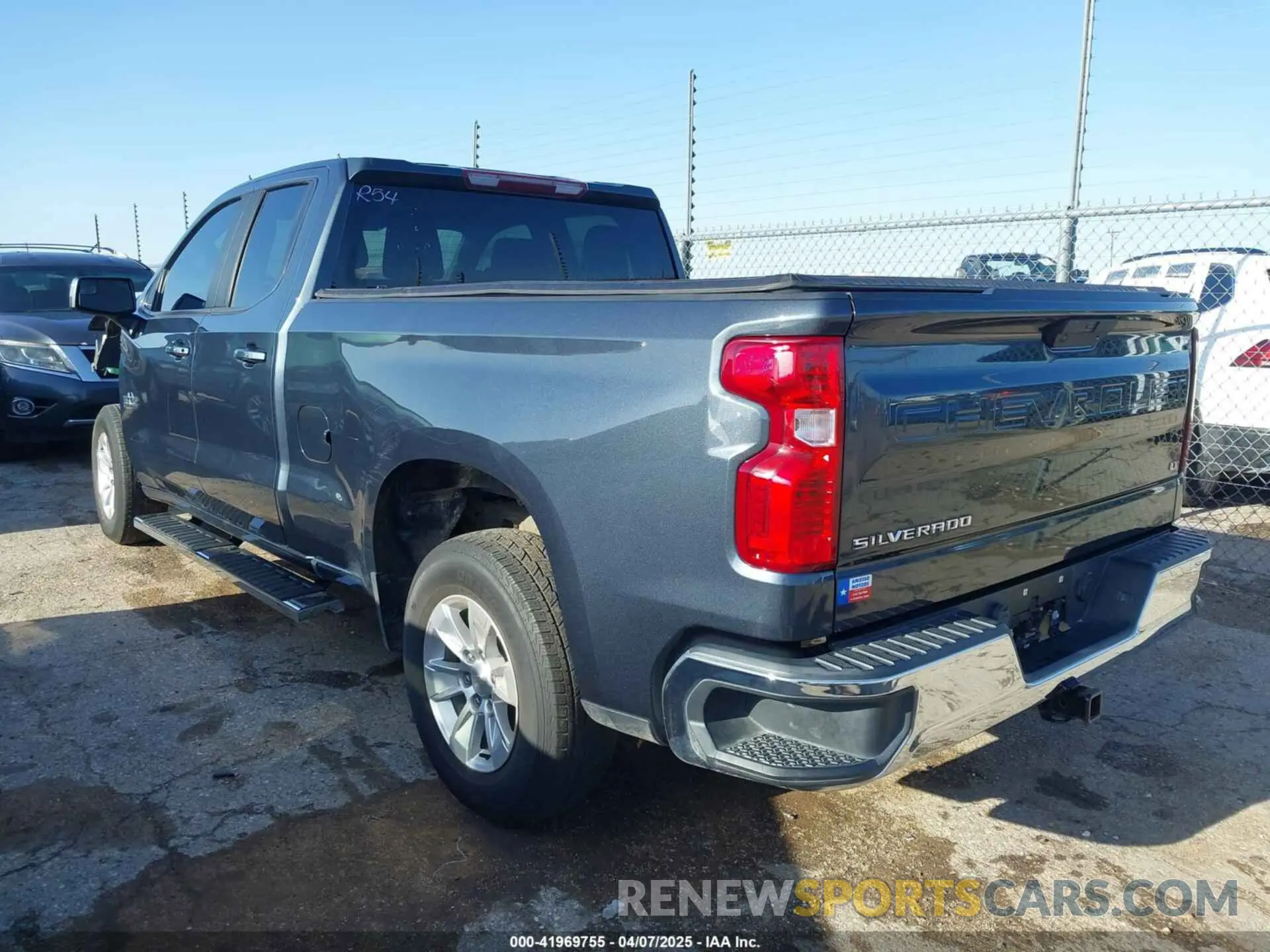 3 Photograph of a damaged car 1GCRWCEK5MZ117088 CHEVROLET SILVERADO 1500 2021