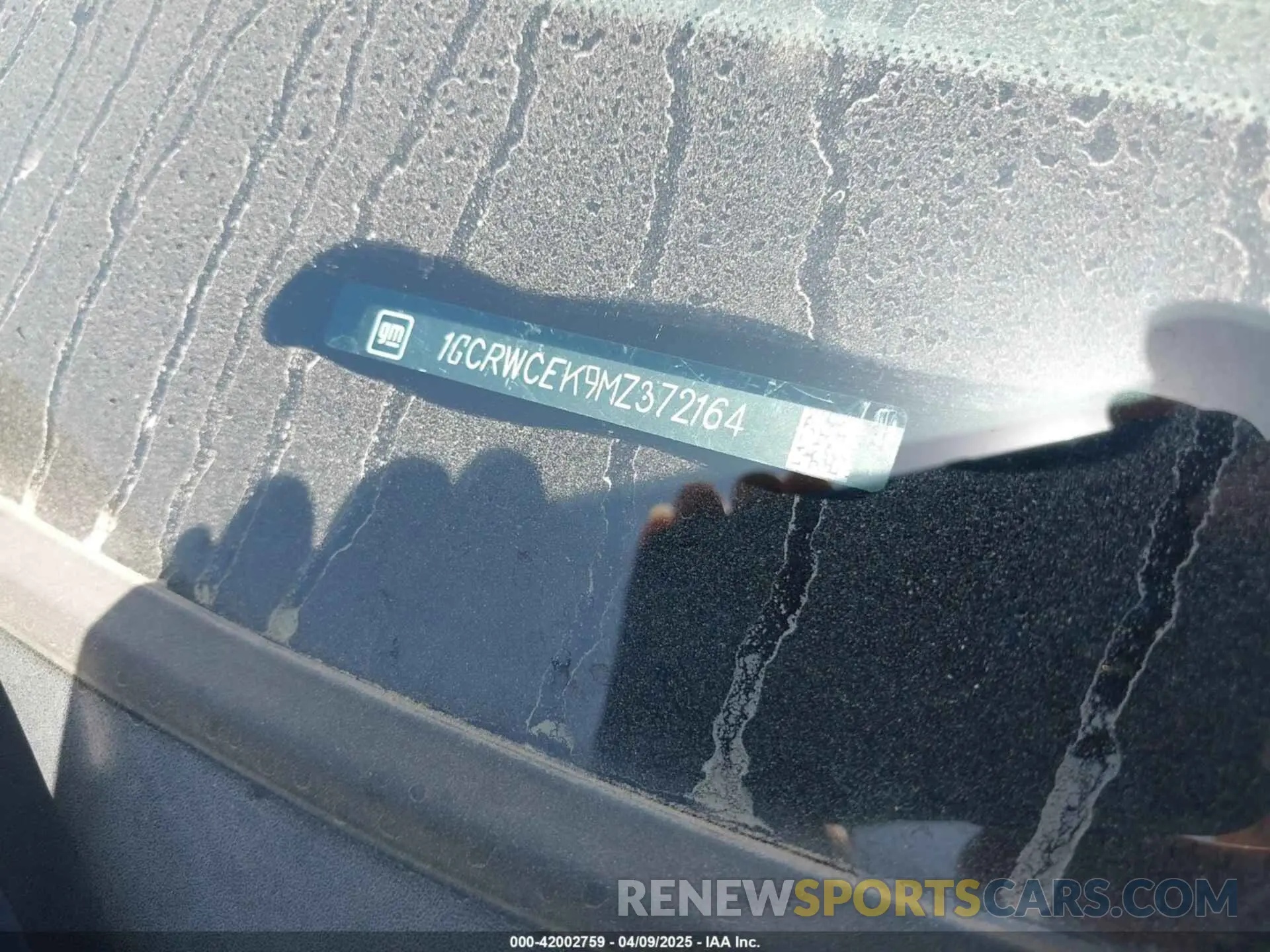 9 Photograph of a damaged car 1GCRWCEK9MZ372164 CHEVROLET SILVERADO 1500 2021