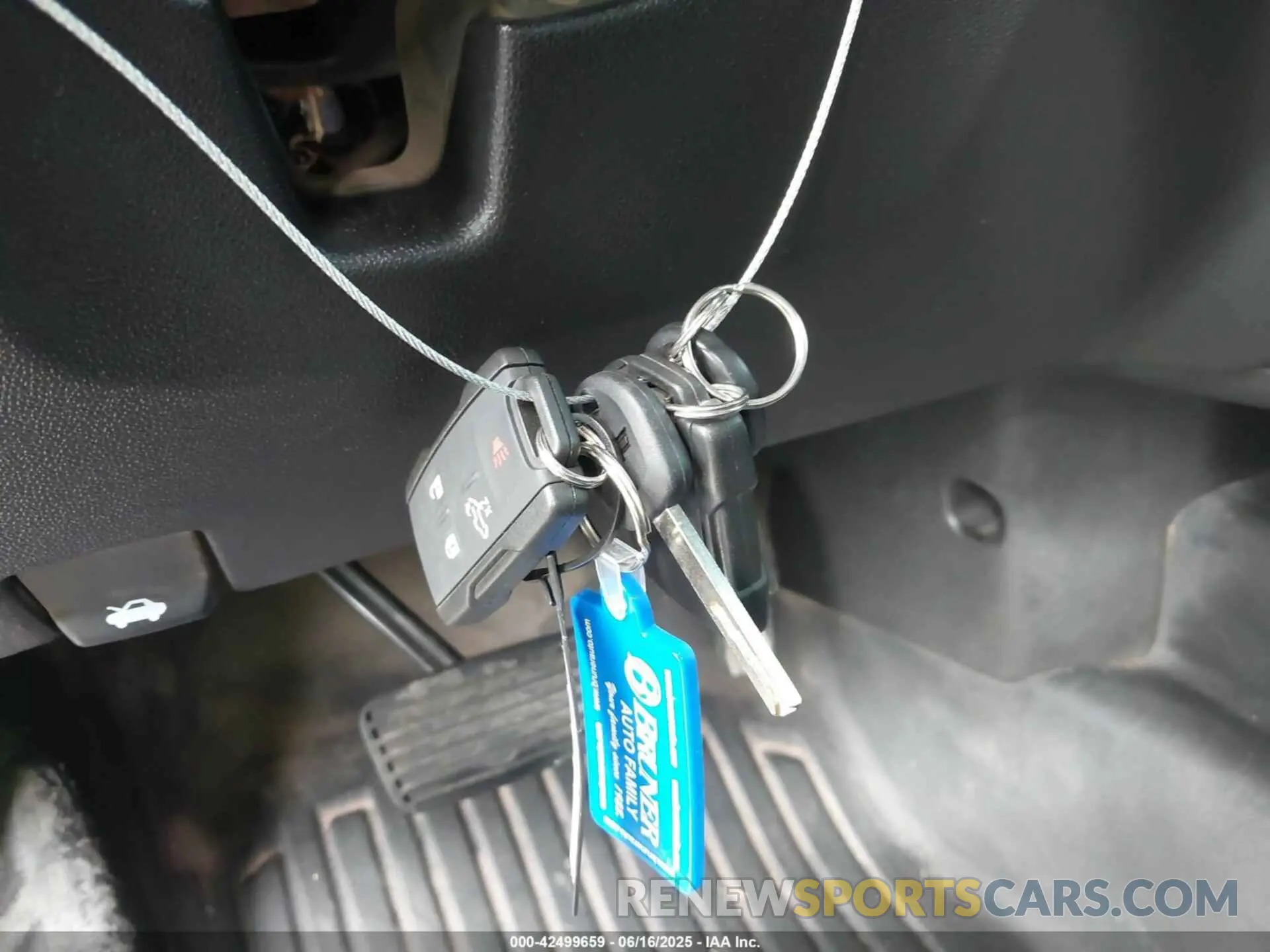 11 Photograph of a damaged car 1GCRYAEF0MZ218153 CHEVROLET SILVERADO 1500 2021
