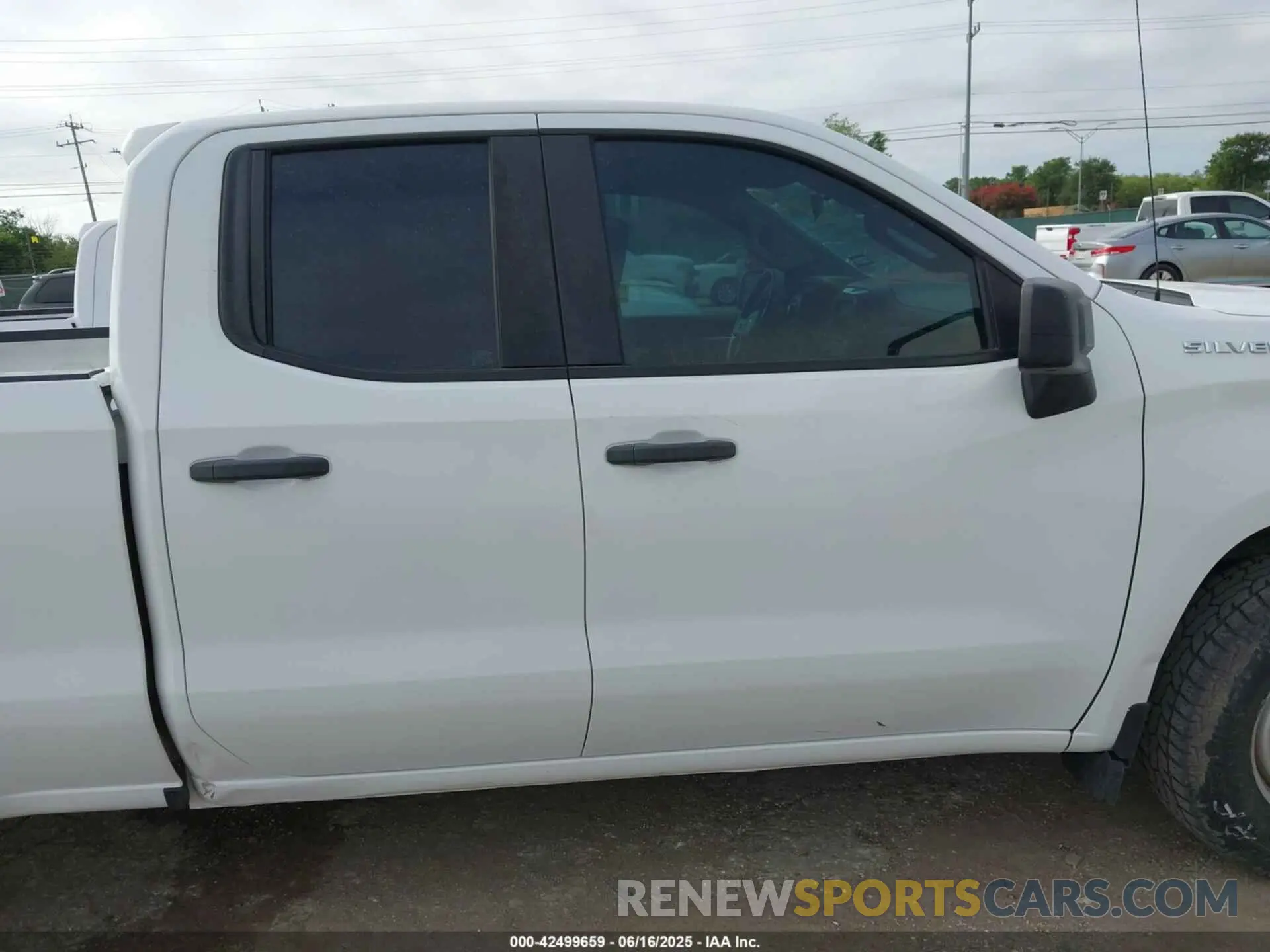 13 Photograph of a damaged car 1GCRYAEF0MZ218153 CHEVROLET SILVERADO 1500 2021