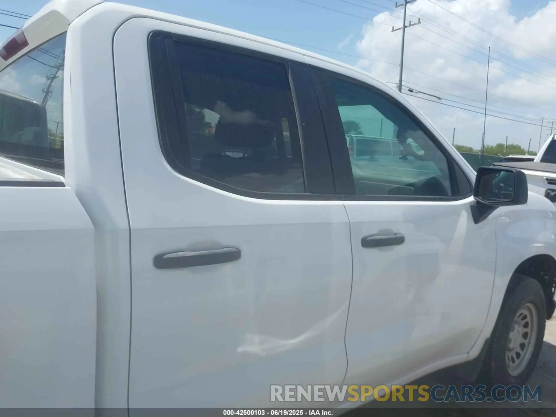 13 Photograph of a damaged car 1GCRYAEF4MZ210881 CHEVROLET SILVERADO 1500 2021