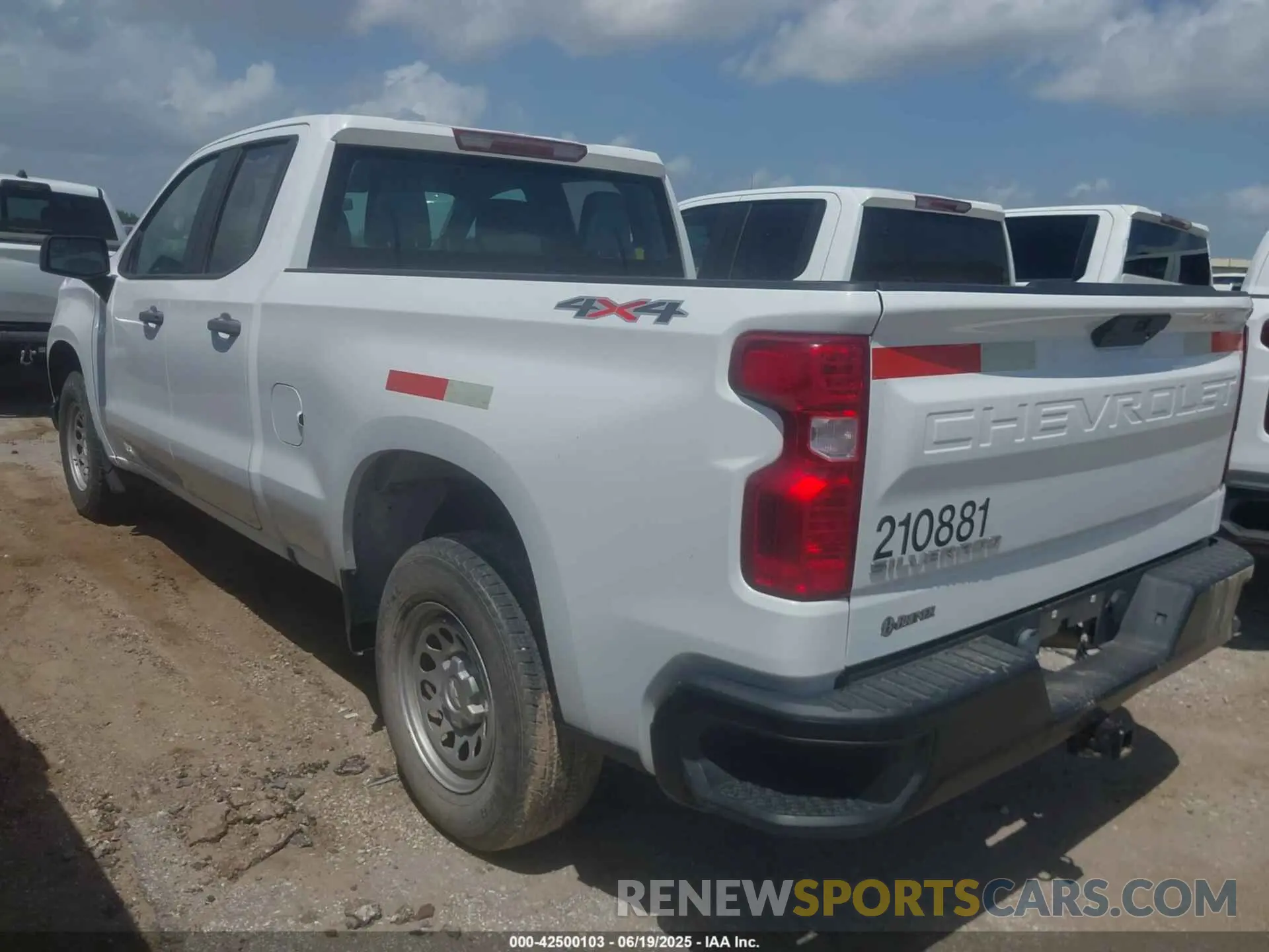 3 Photograph of a damaged car 1GCRYAEF4MZ210881 CHEVROLET SILVERADO 1500 2021