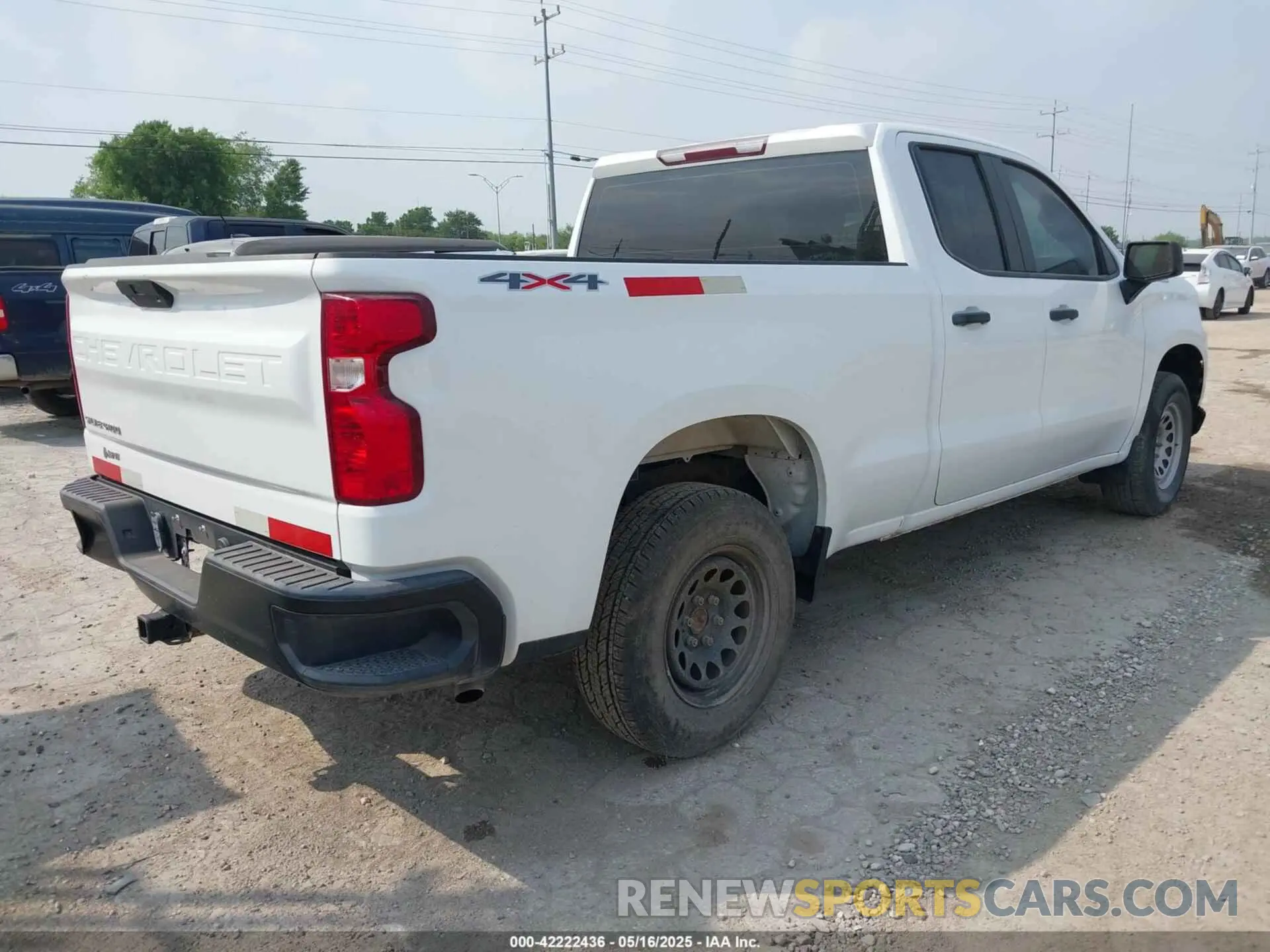 4 Photograph of a damaged car 1GCRYAEF6MZ216391 CHEVROLET SILVERADO 1500 2021