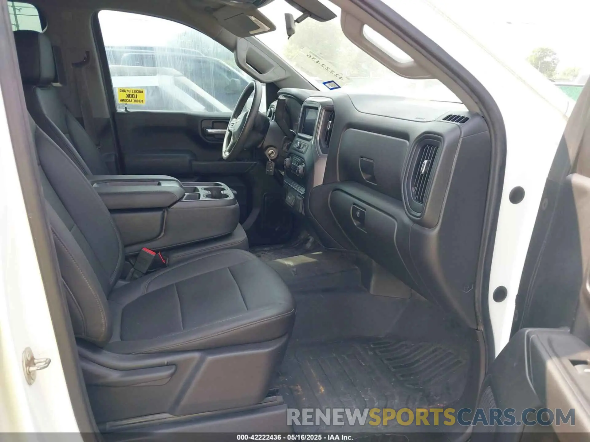 5 Photograph of a damaged car 1GCRYAEF6MZ216391 CHEVROLET SILVERADO 1500 2021