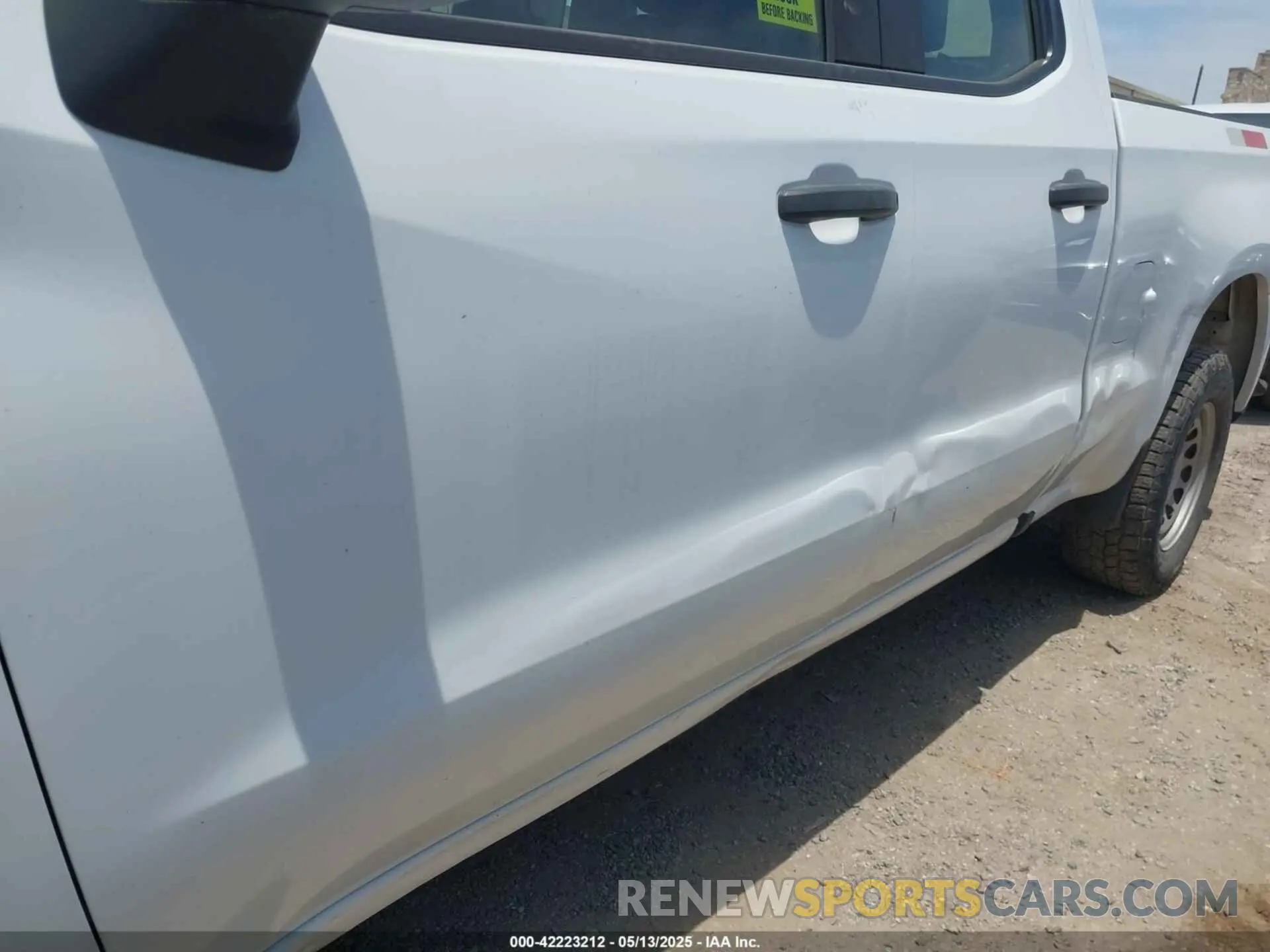 17 Photograph of a damaged car 1GCRYAEF9MZ211203 CHEVROLET SILVERADO 1500 2021