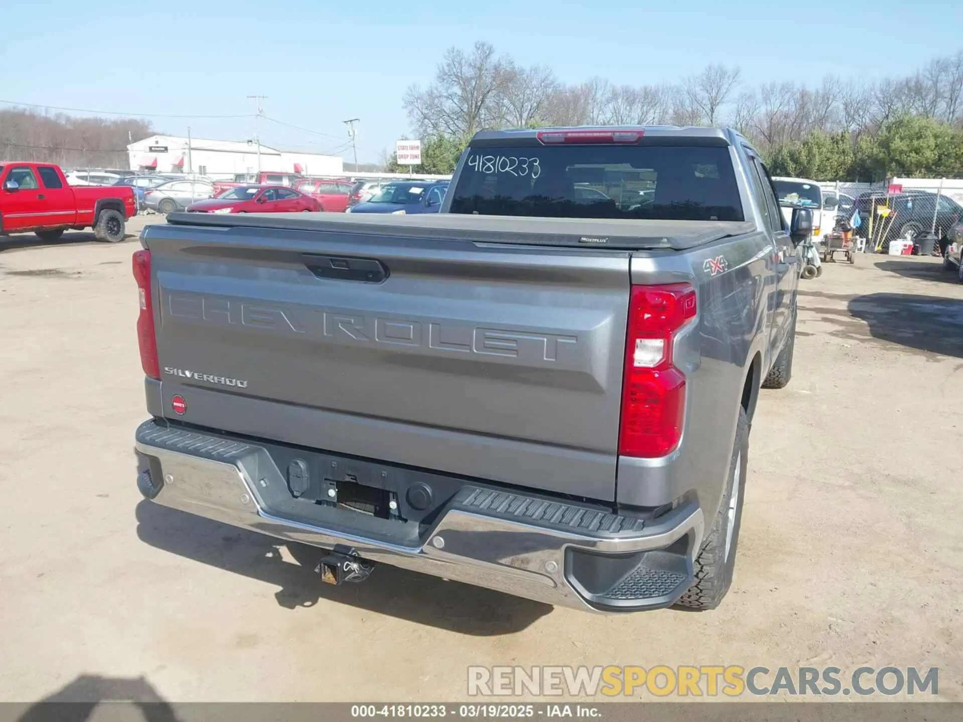 4 Photograph of a damaged car 1GCRYAEHXMZ223328 CHEVROLET SILVERADO 1500 2021