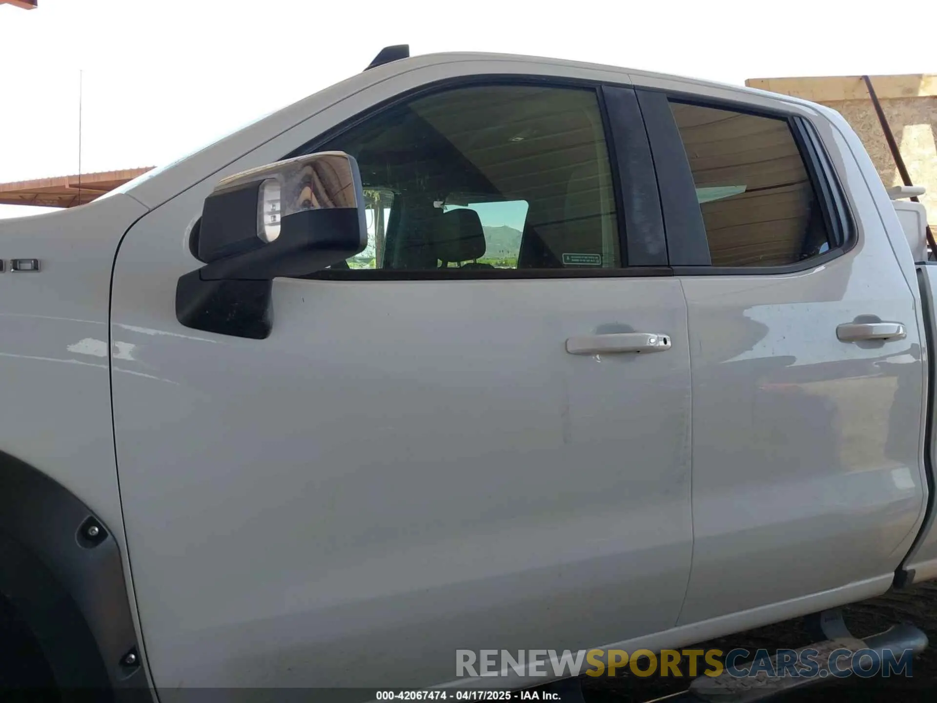 14 Photograph of a damaged car 1GCRYDED6MZ280351 CHEVROLET SILVERADO 1500 2021
