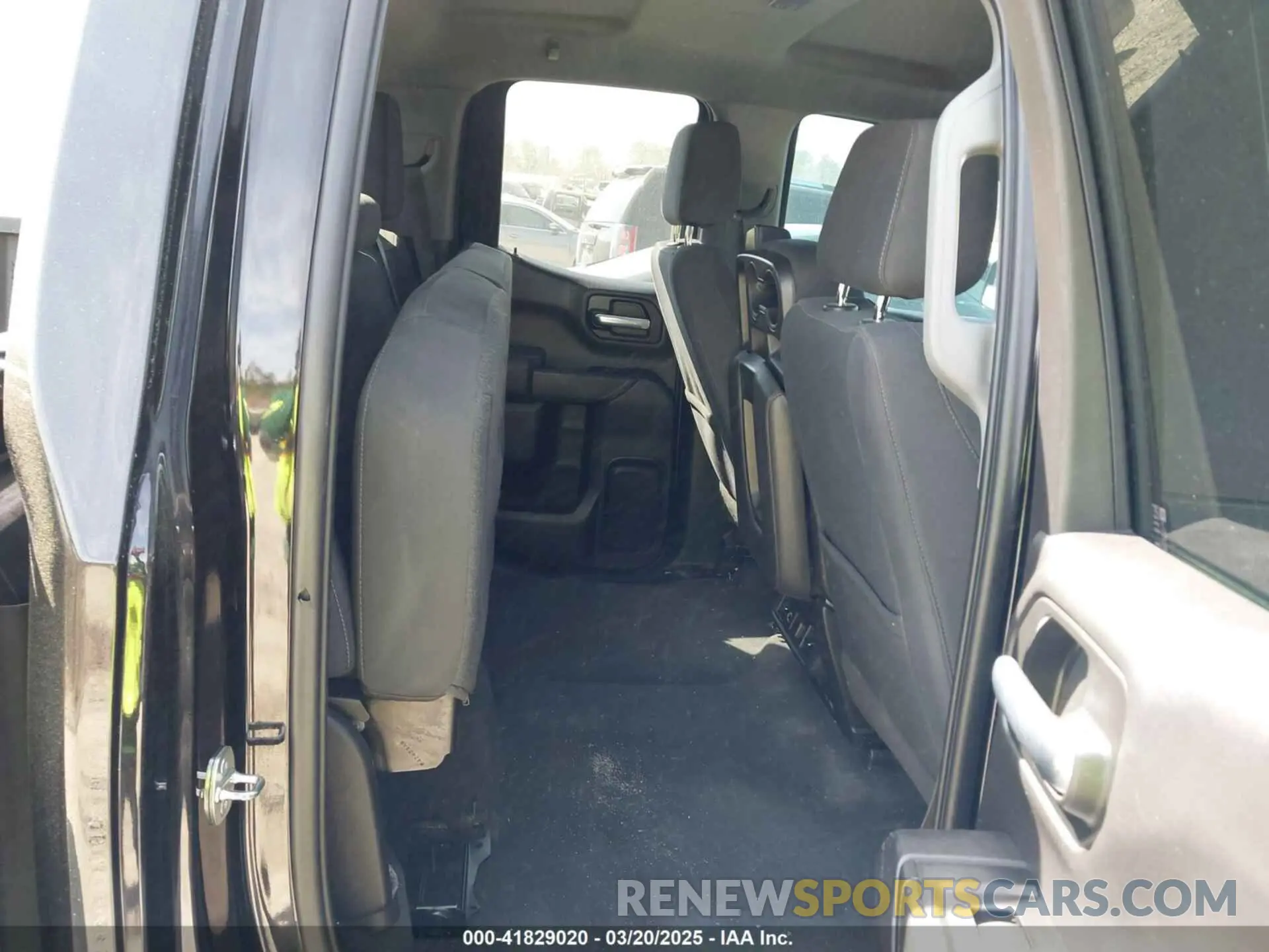 8 Photograph of a damaged car 1GCRYDEK1MZ370375 CHEVROLET SILVERADO 1500 2021