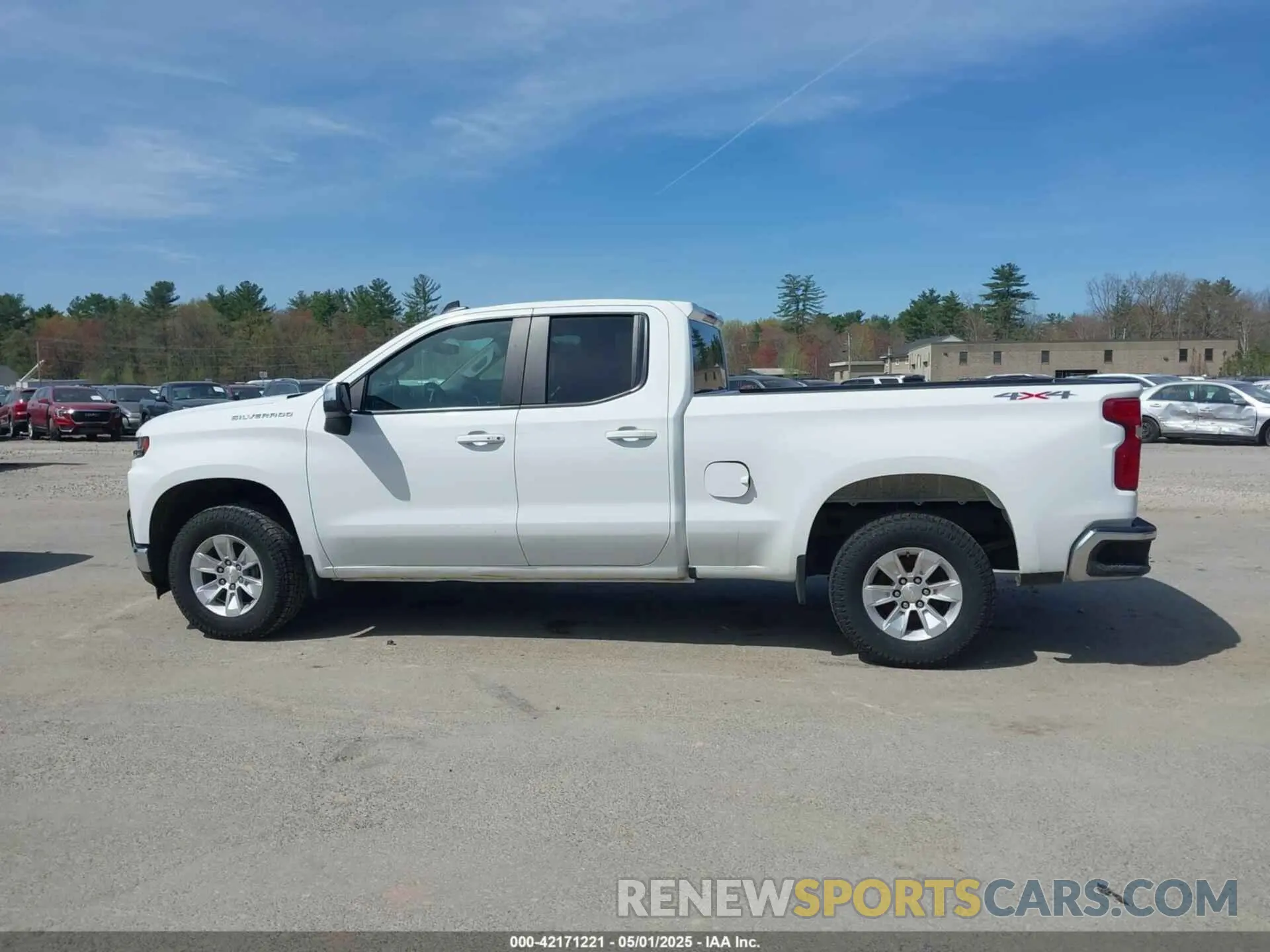 14 Photograph of a damaged car 1GCRYDEK2MZ136195 CHEVROLET SILVERADO 1500 2021