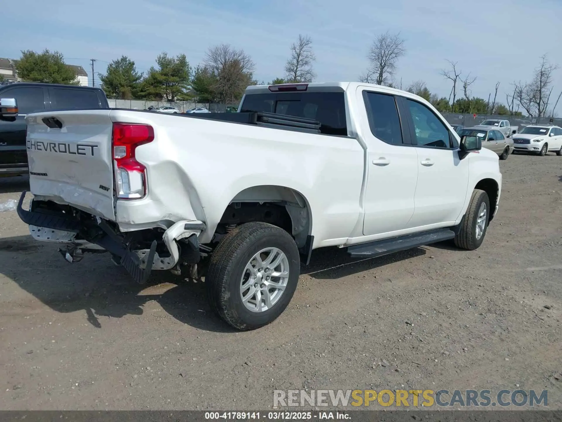 4 Photograph of a damaged car 1GCRYEED0MZ103087 CHEVROLET SILVERADO 1500 2021
