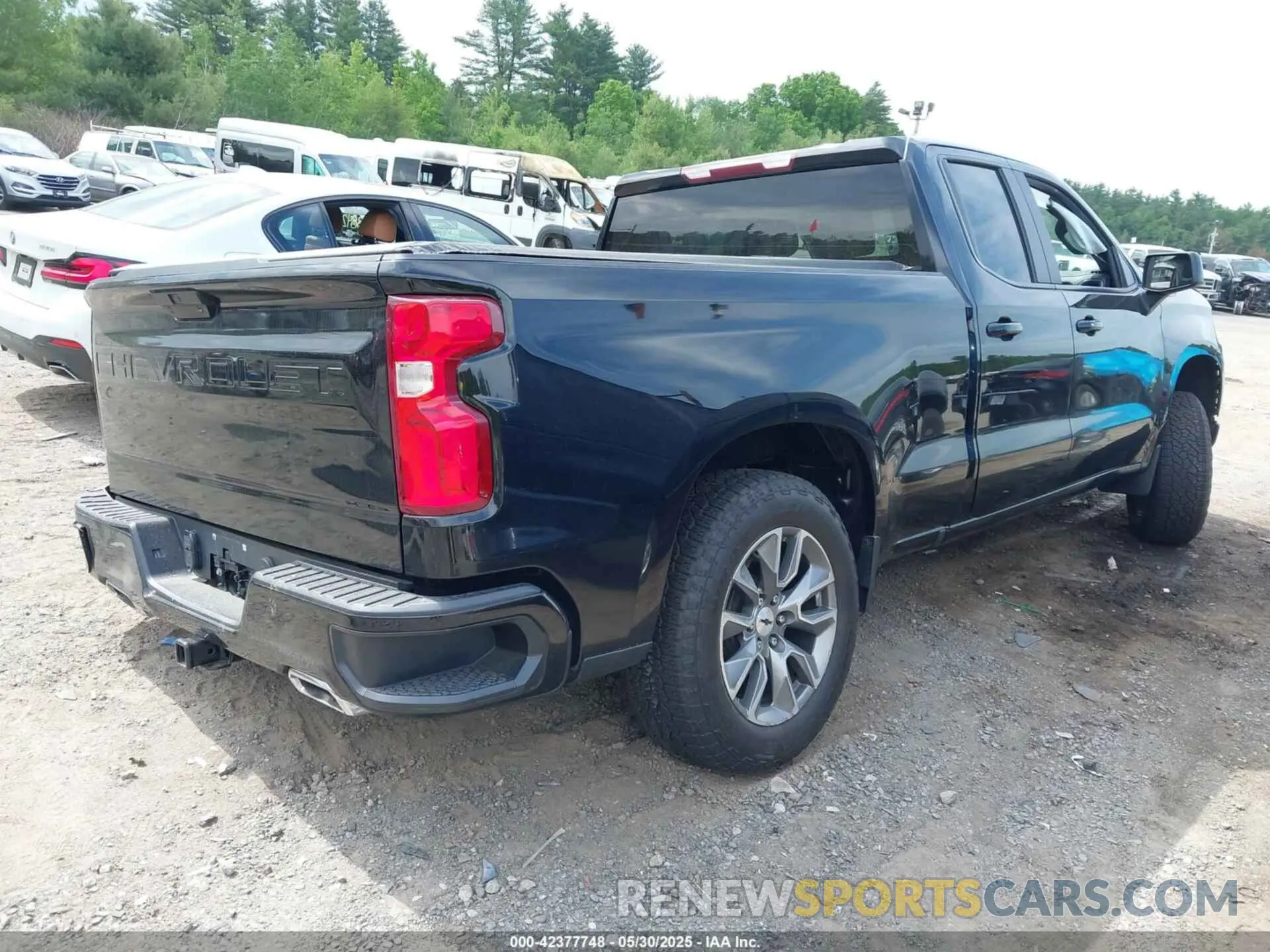 4 Photograph of a damaged car 1GCRYEED1MZ446832 CHEVROLET SILVERADO 1500 2021