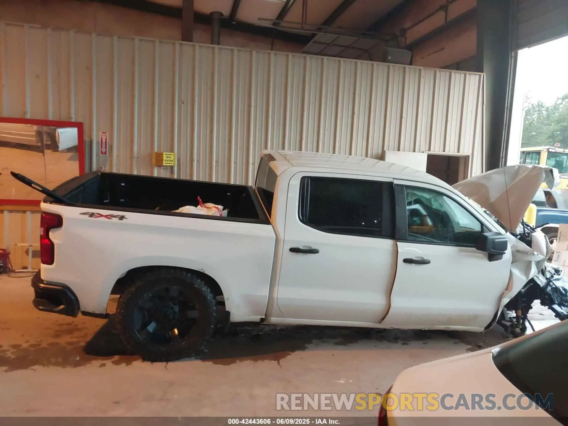 14 Photograph of a damaged car 1GCUYAEF8MZ129201 CHEVROLET SILVERADO 1500 2021