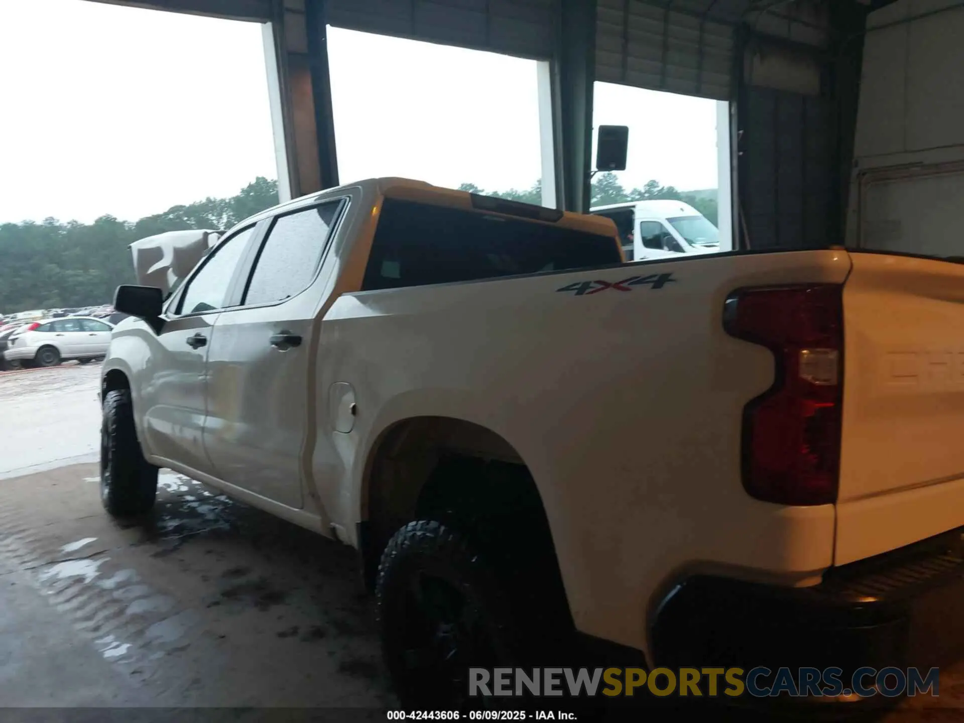 15 Photograph of a damaged car 1GCUYAEF8MZ129201 CHEVROLET SILVERADO 1500 2021
