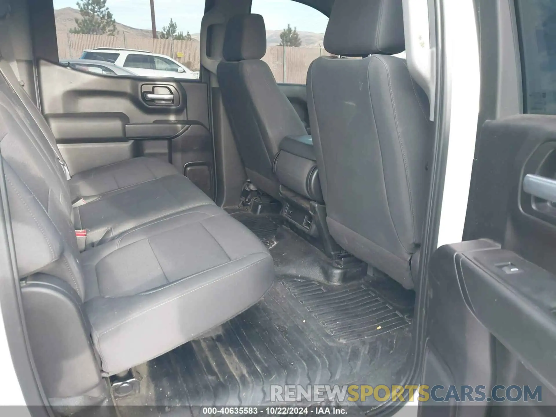 8 Photograph of a damaged car 1GCUYAEF9MZ301056 CHEVROLET SILVERADO 1500 2021