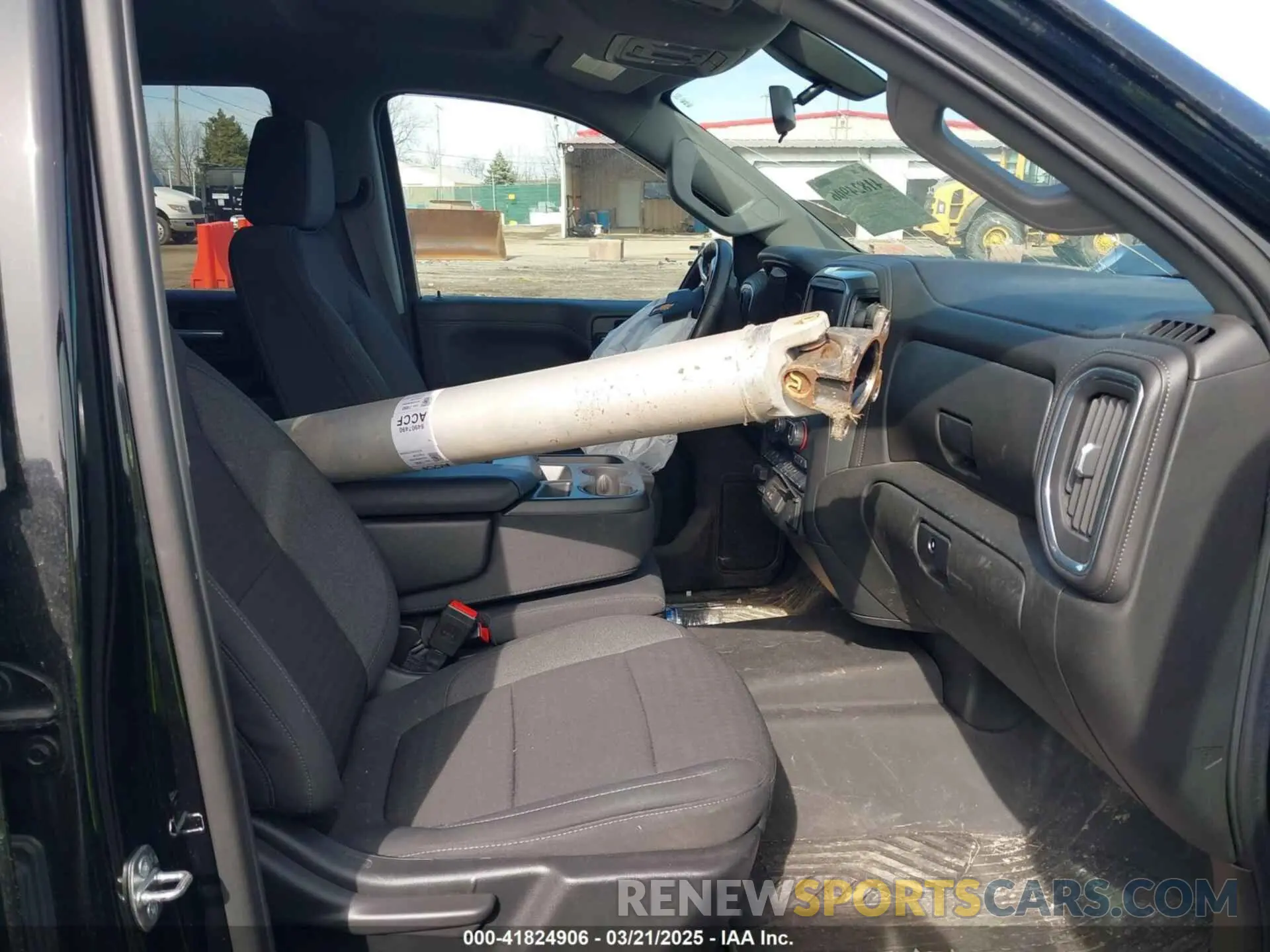 5 Photograph of a damaged car 1GCUYDED0MZ253365 CHEVROLET SILVERADO 1500 2021