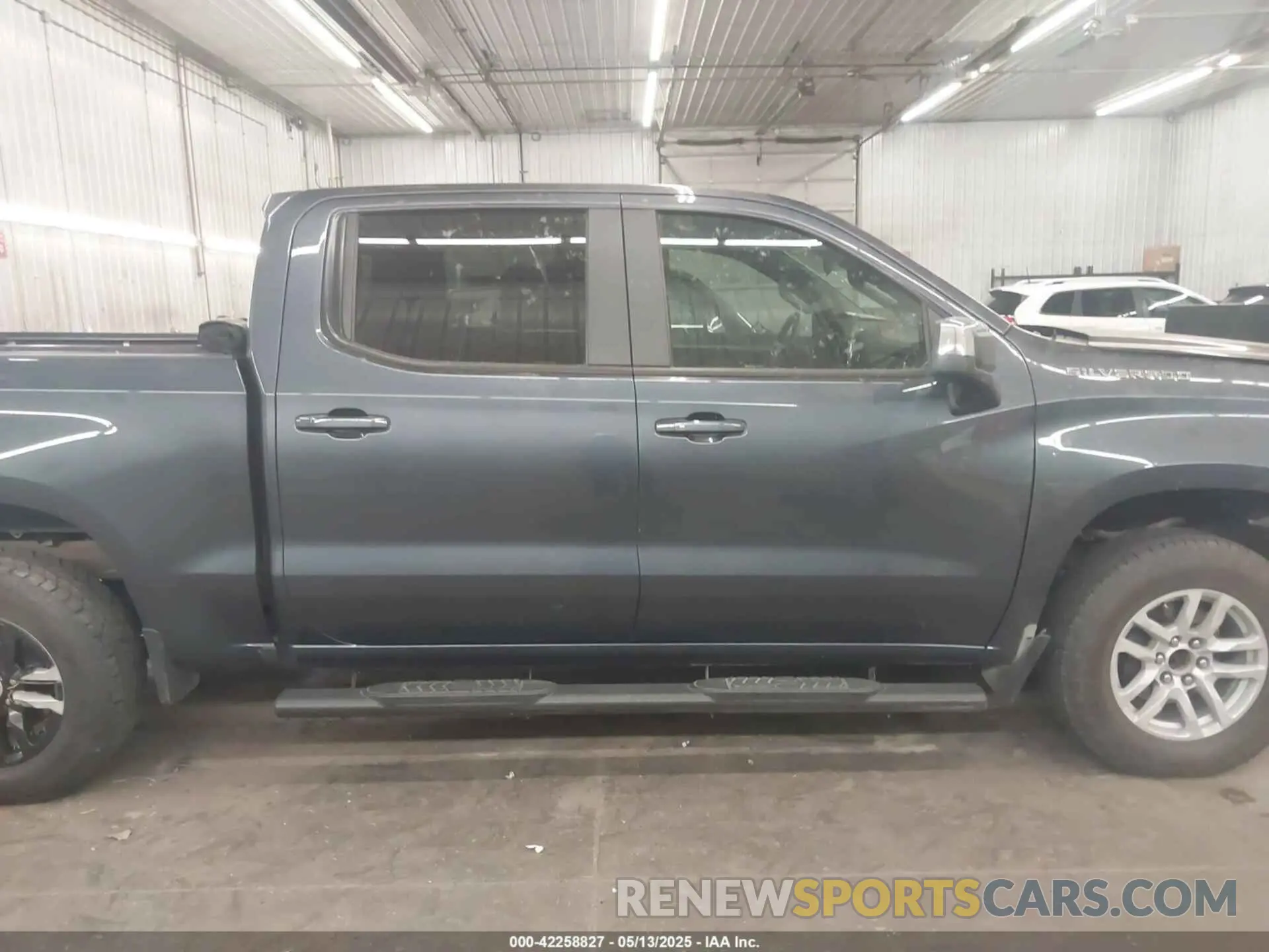 14 Photograph of a damaged car 1GCUYDED2MZ391621 CHEVROLET SILVERADO 1500 2021