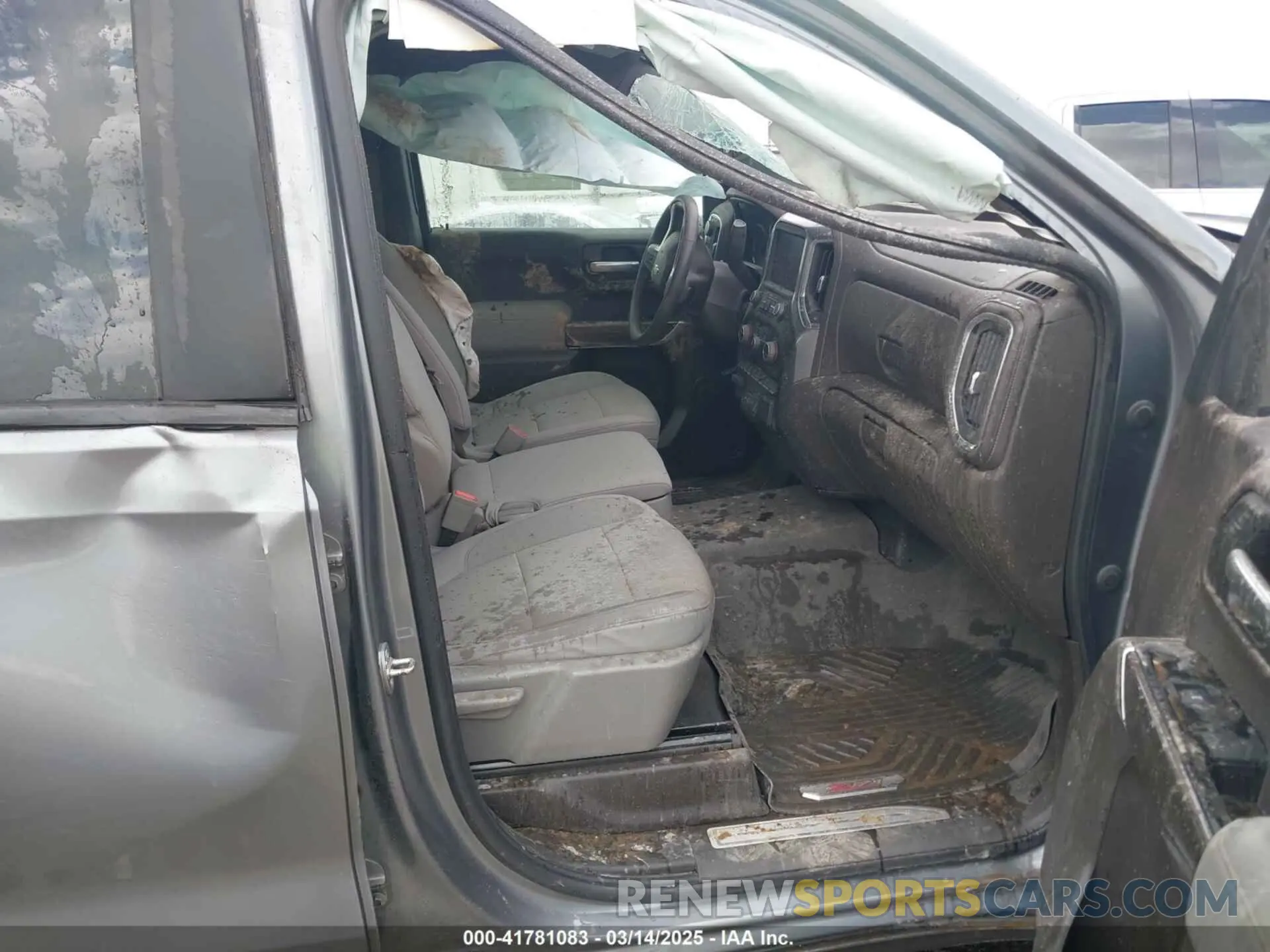 5 Photograph of a damaged car 1GCUYDED3MZ173770 CHEVROLET SILVERADO 1500 2021