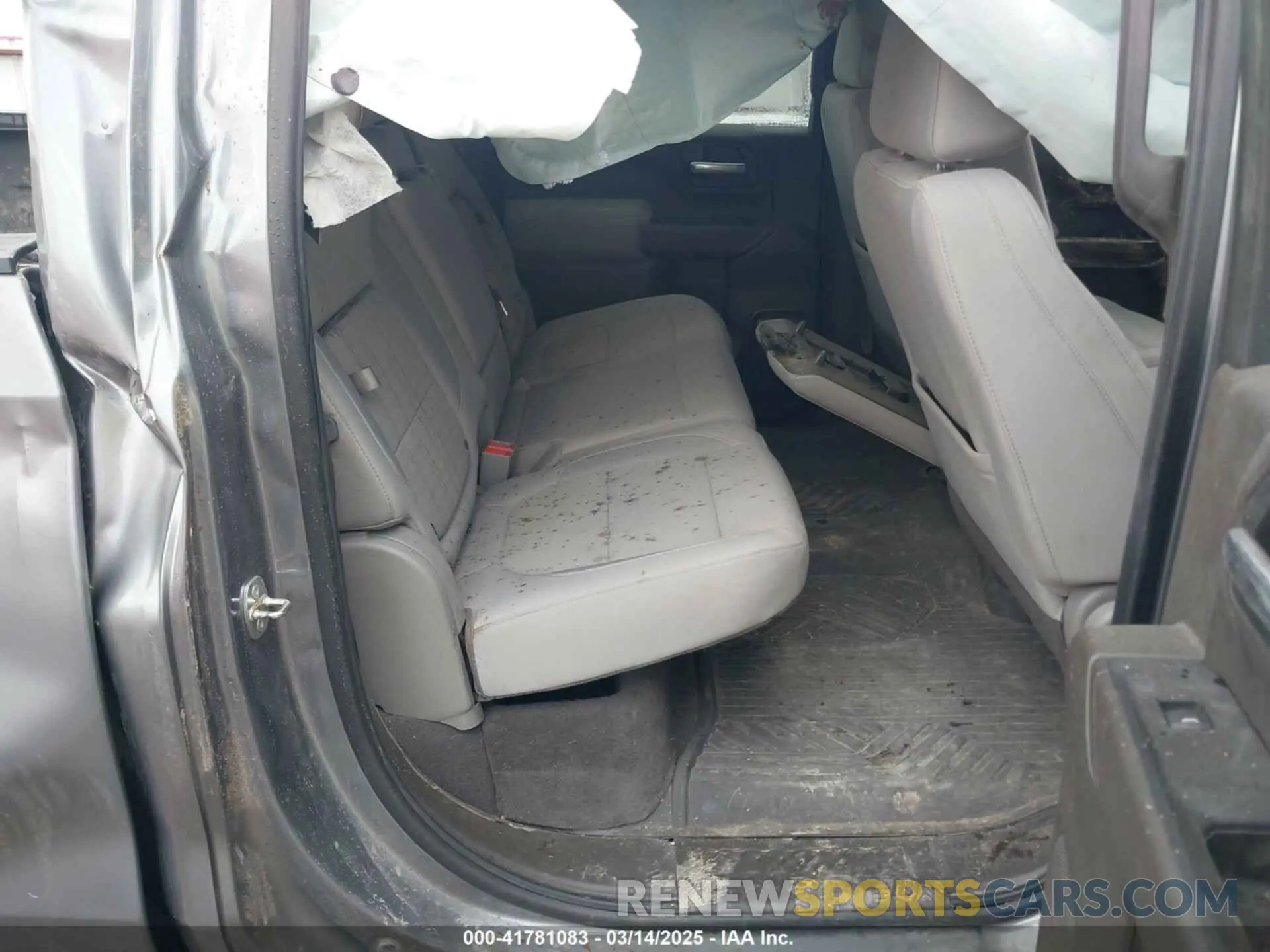 8 Photograph of a damaged car 1GCUYDED3MZ173770 CHEVROLET SILVERADO 1500 2021