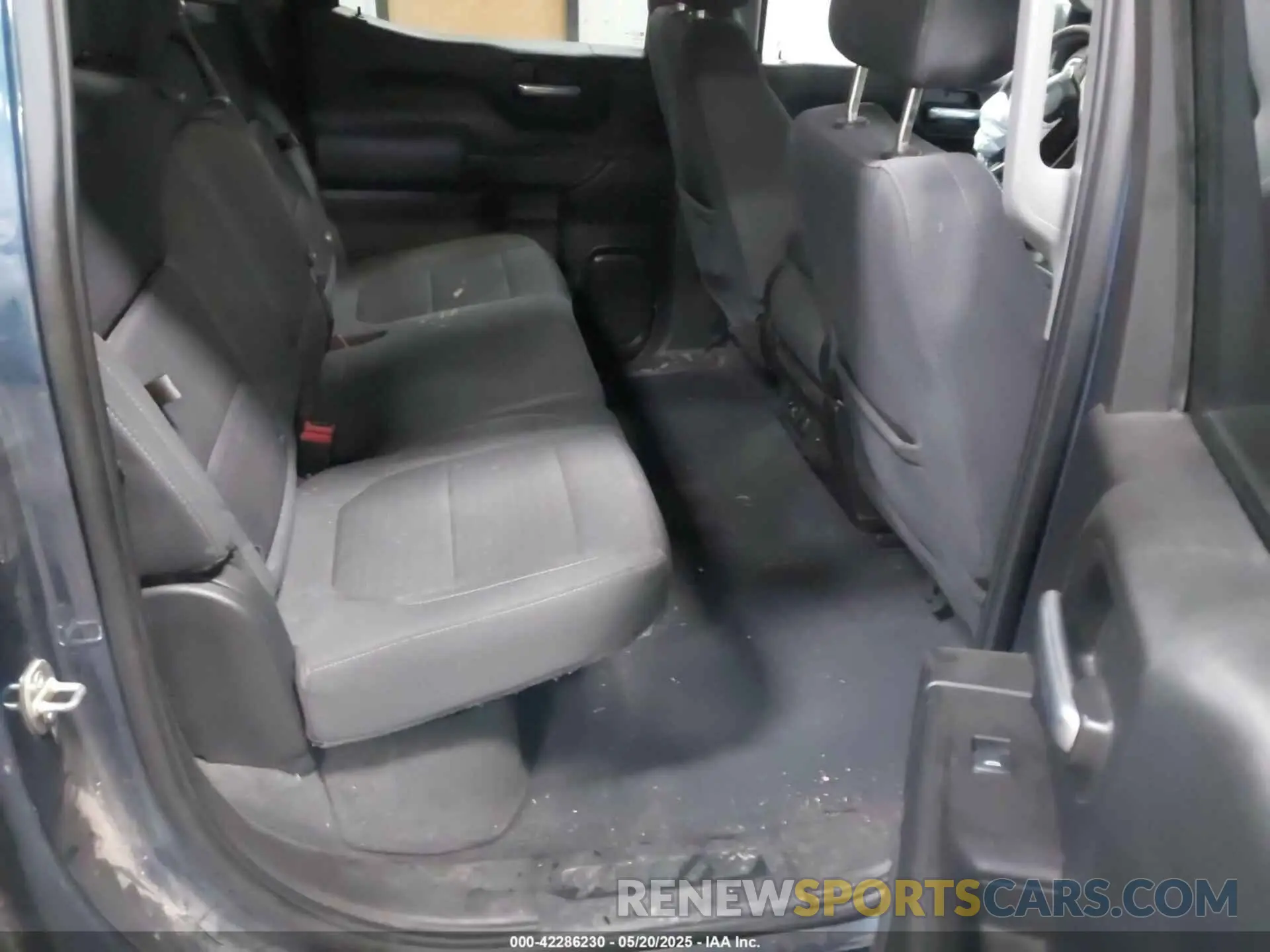 8 Photograph of a damaged car 1GCUYDED5MZ228297 CHEVROLET SILVERADO 1500 2021