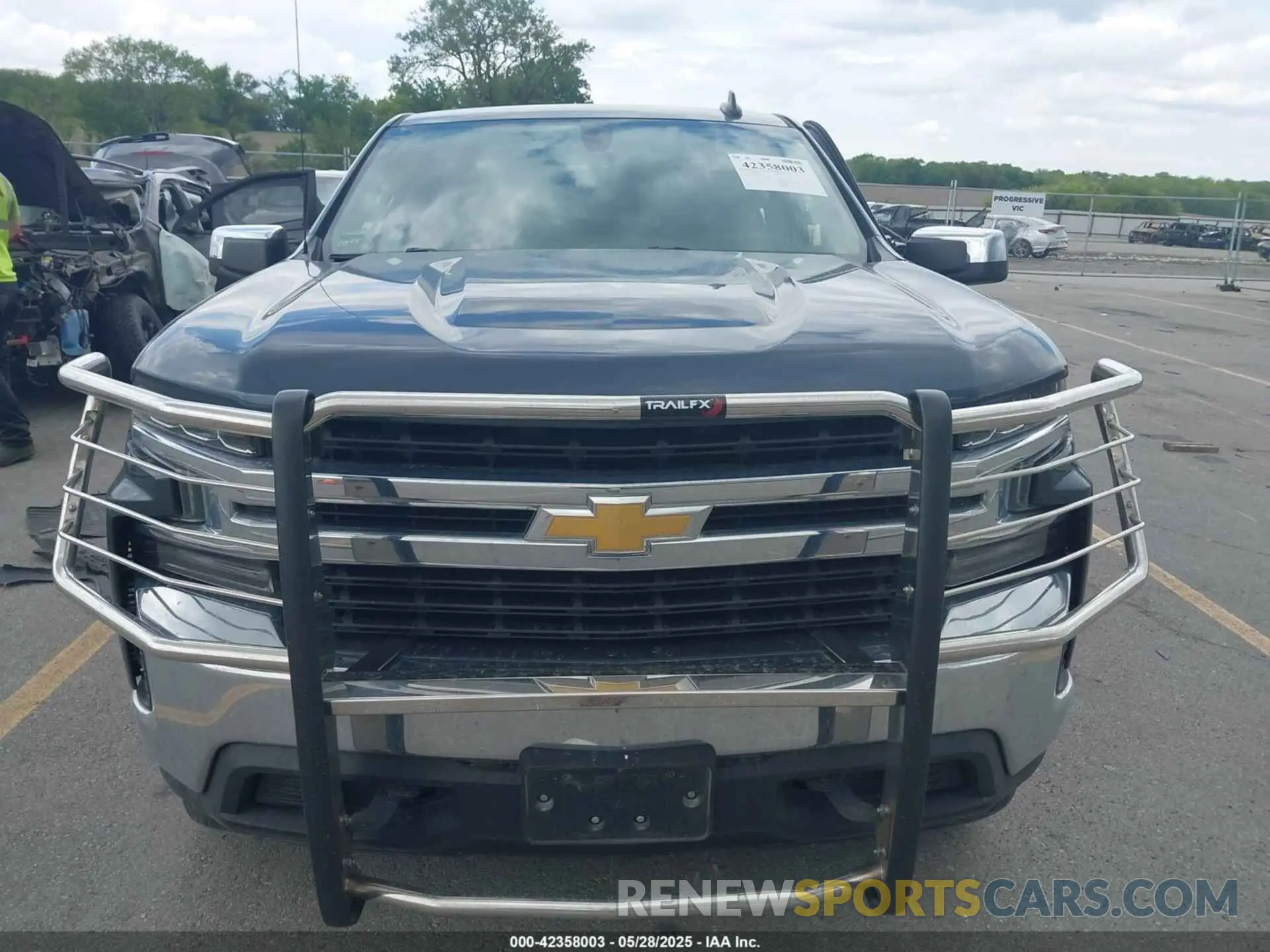 11 Photograph of a damaged car 1GCUYDED6MZ294020 CHEVROLET SILVERADO 1500 2021