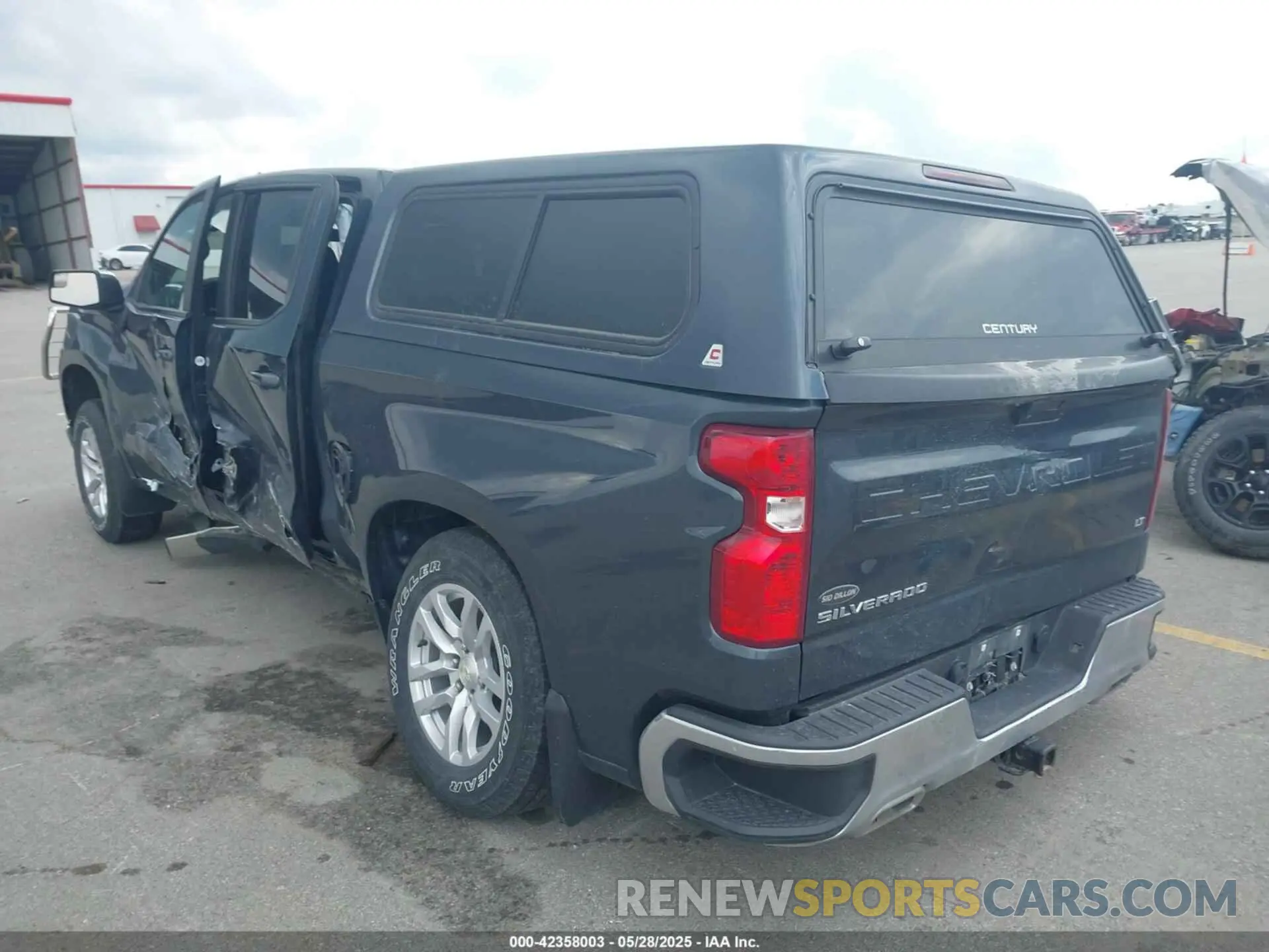 3 Photograph of a damaged car 1GCUYDED6MZ294020 CHEVROLET SILVERADO 1500 2021