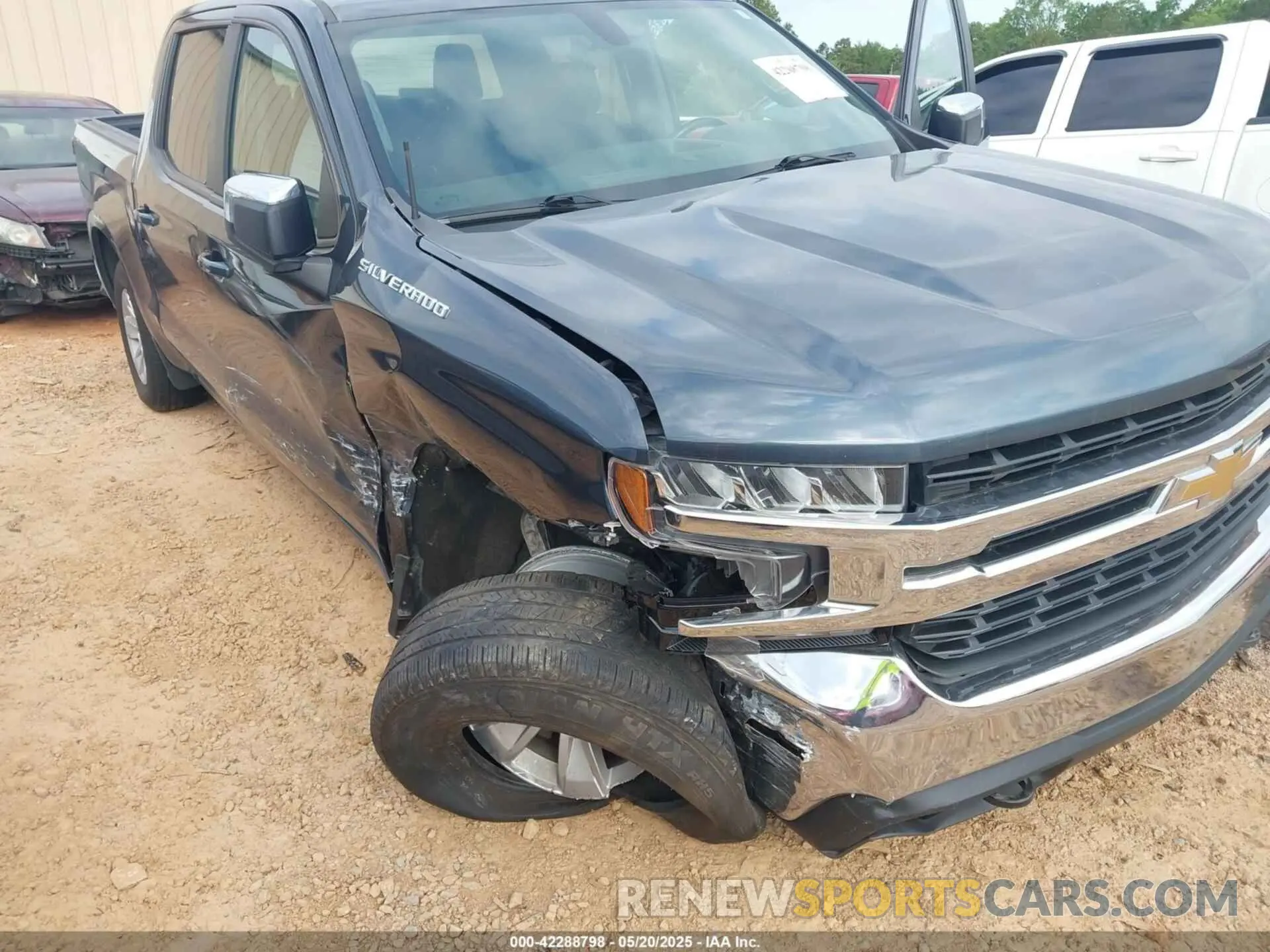 6 Photograph of a damaged car 1GCUYDED6MZ355155 CHEVROLET SILVERADO 1500 2021