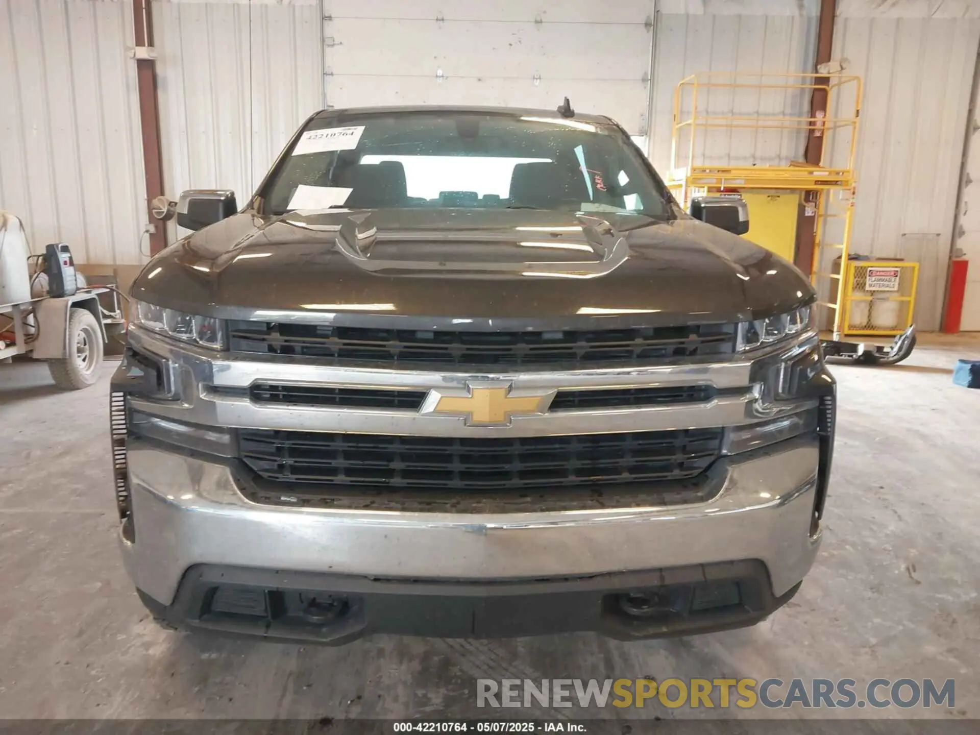 12 Photograph of a damaged car 1GCUYDED8MZ231212 CHEVROLET SILVERADO 1500 2021