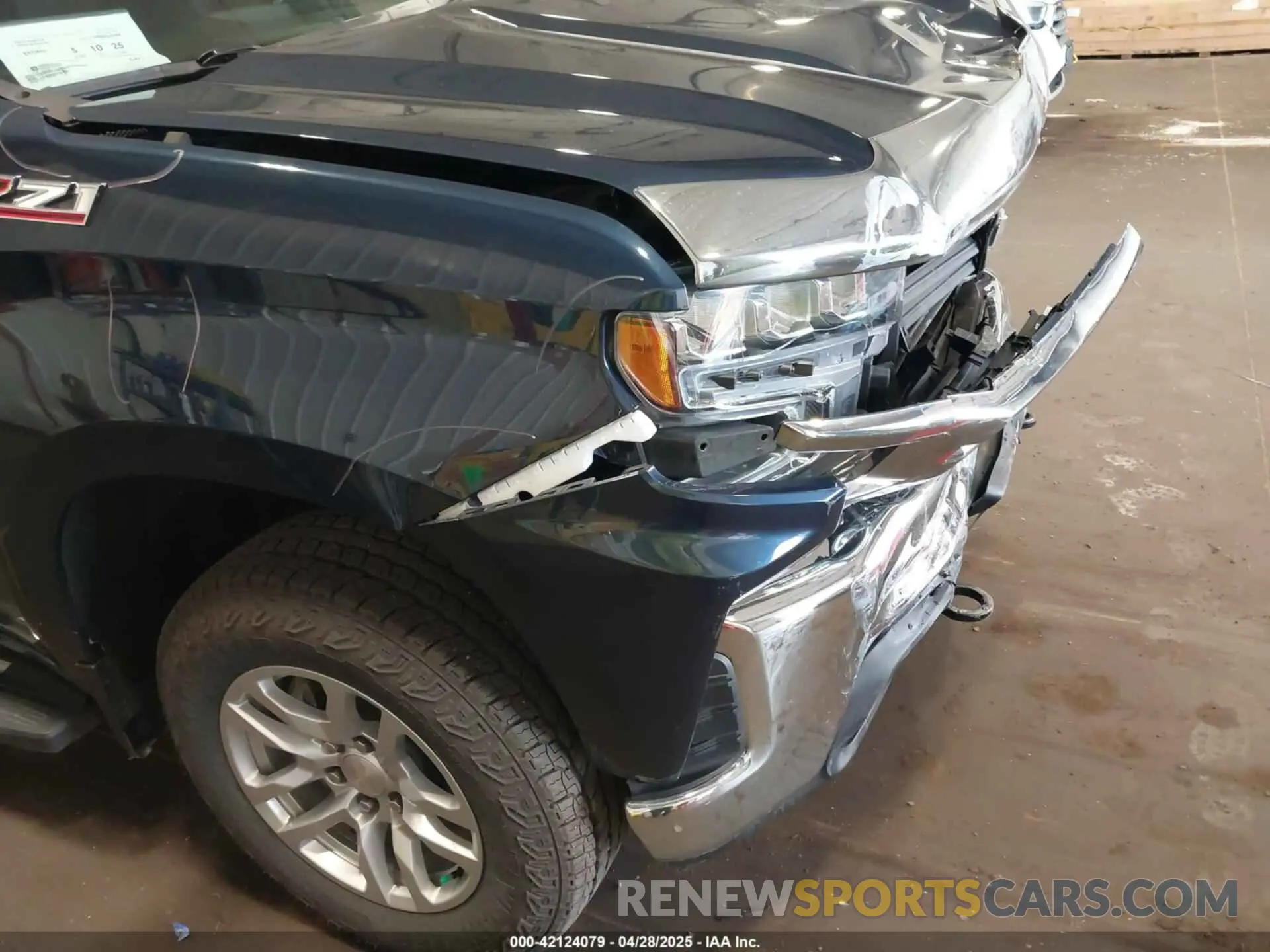 19 Photograph of a damaged car 1GCUYDED9MZ362116 CHEVROLET SILVERADO 1500 2021