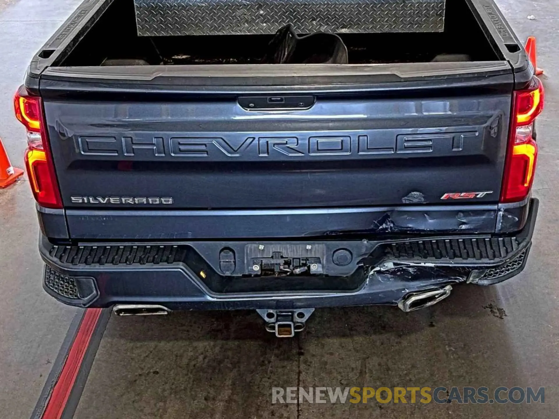 23 Photograph of a damaged car 1GCUYEED0MZ145558 CHEVROLET SILVERADO 1500 2021