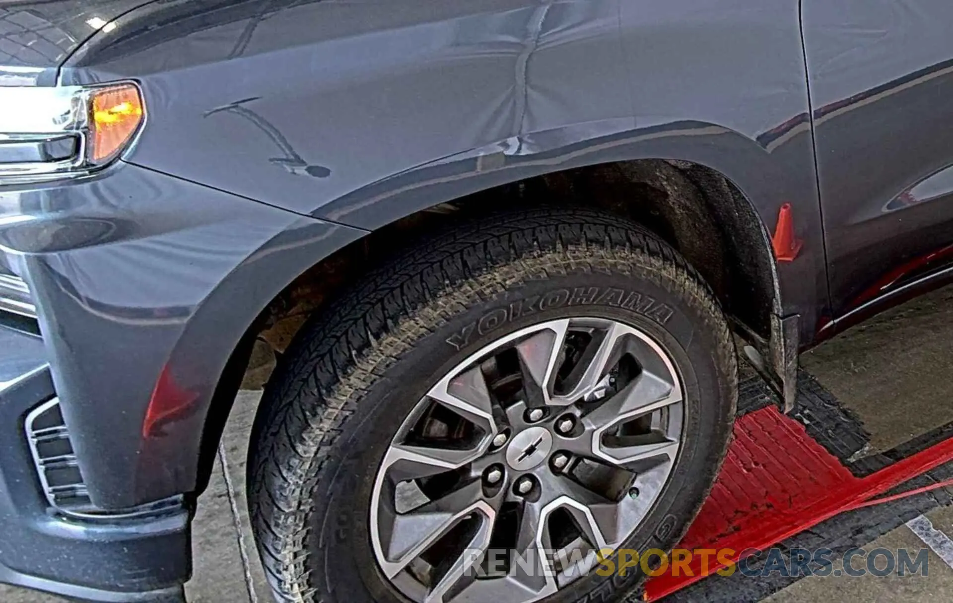 29 Photograph of a damaged car 1GCUYEED0MZ145558 CHEVROLET SILVERADO 1500 2021