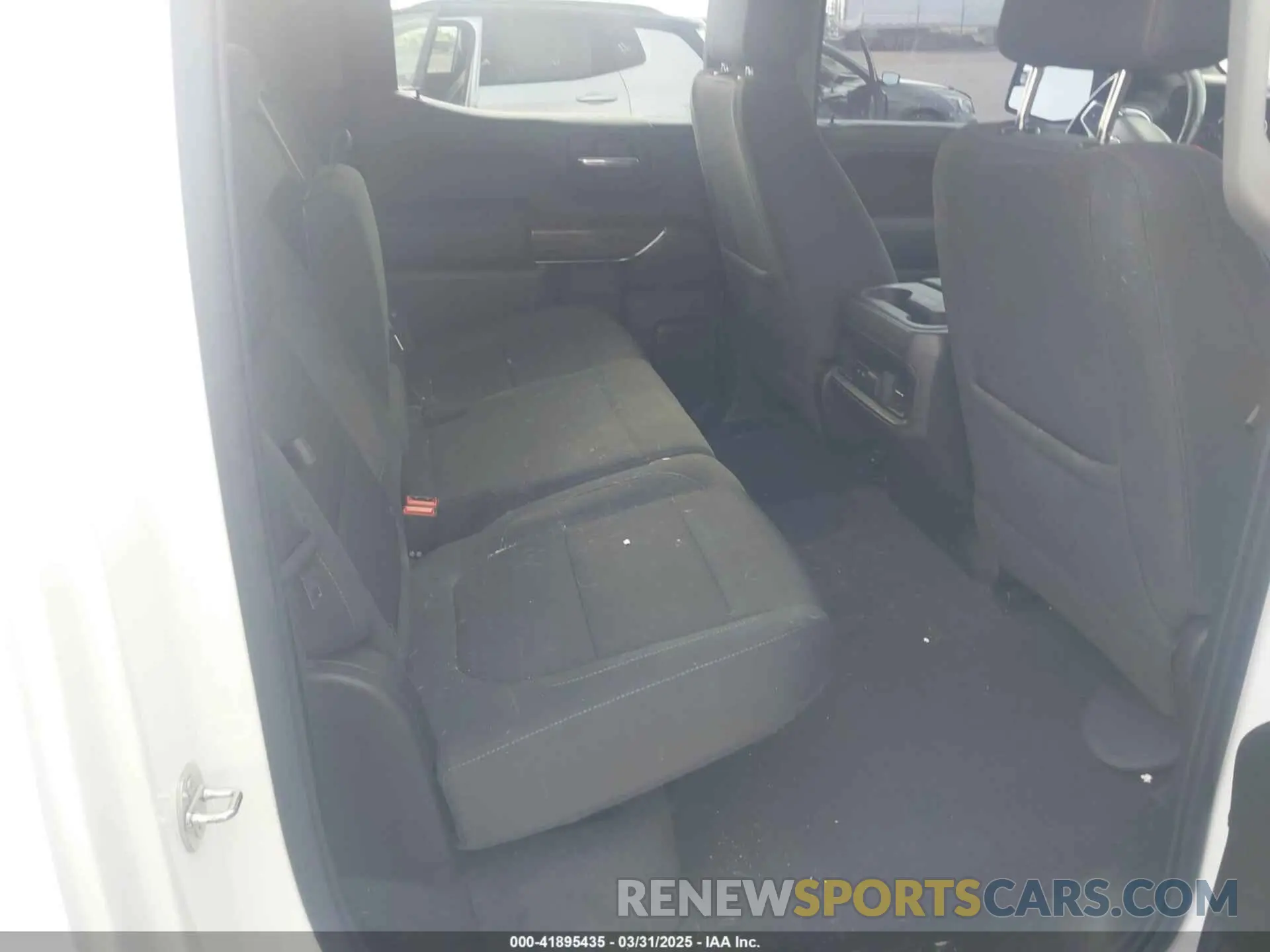 8 Photograph of a damaged car 1GCUYEED5MZ102513 CHEVROLET SILVERADO 1500 2021
