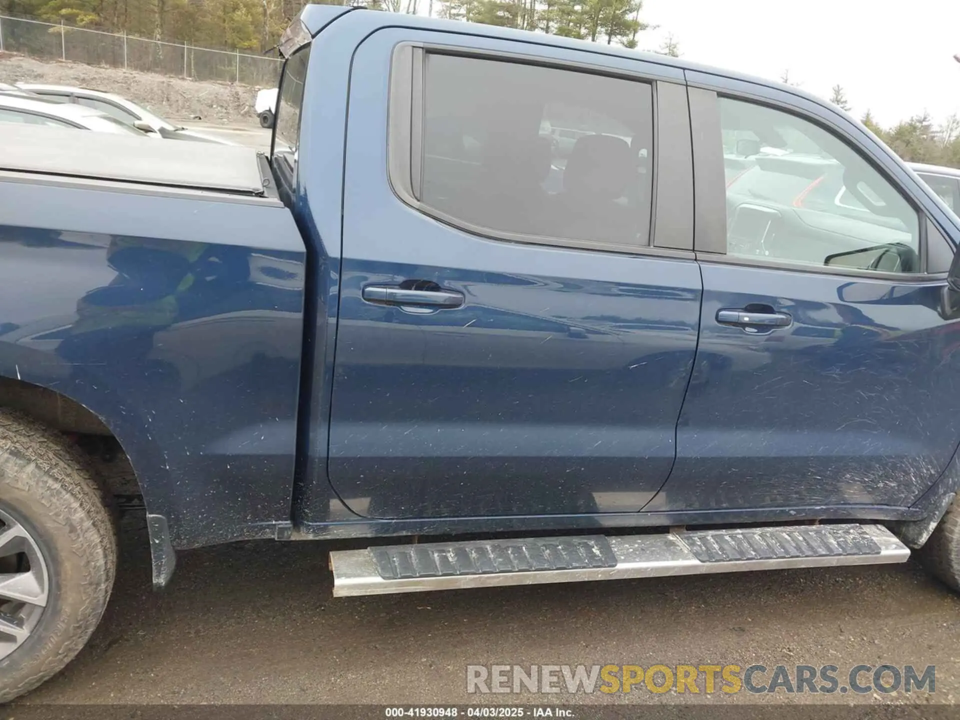 13 Photograph of a damaged car 1GCUYEED7MZ441063 CHEVROLET SILVERADO 1500 2021