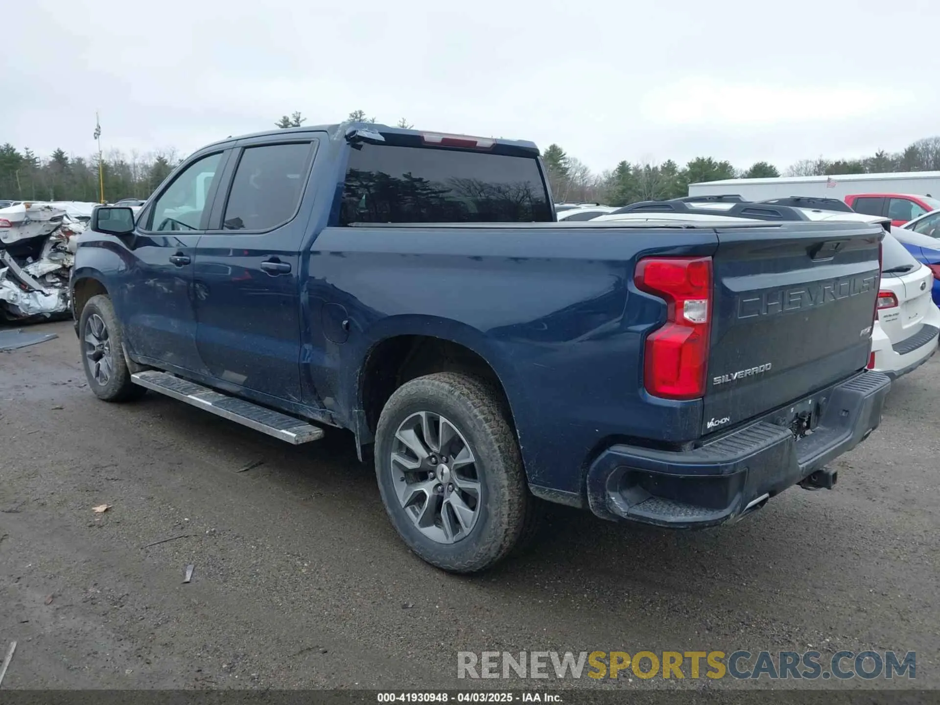 3 Photograph of a damaged car 1GCUYEED7MZ441063 CHEVROLET SILVERADO 1500 2021