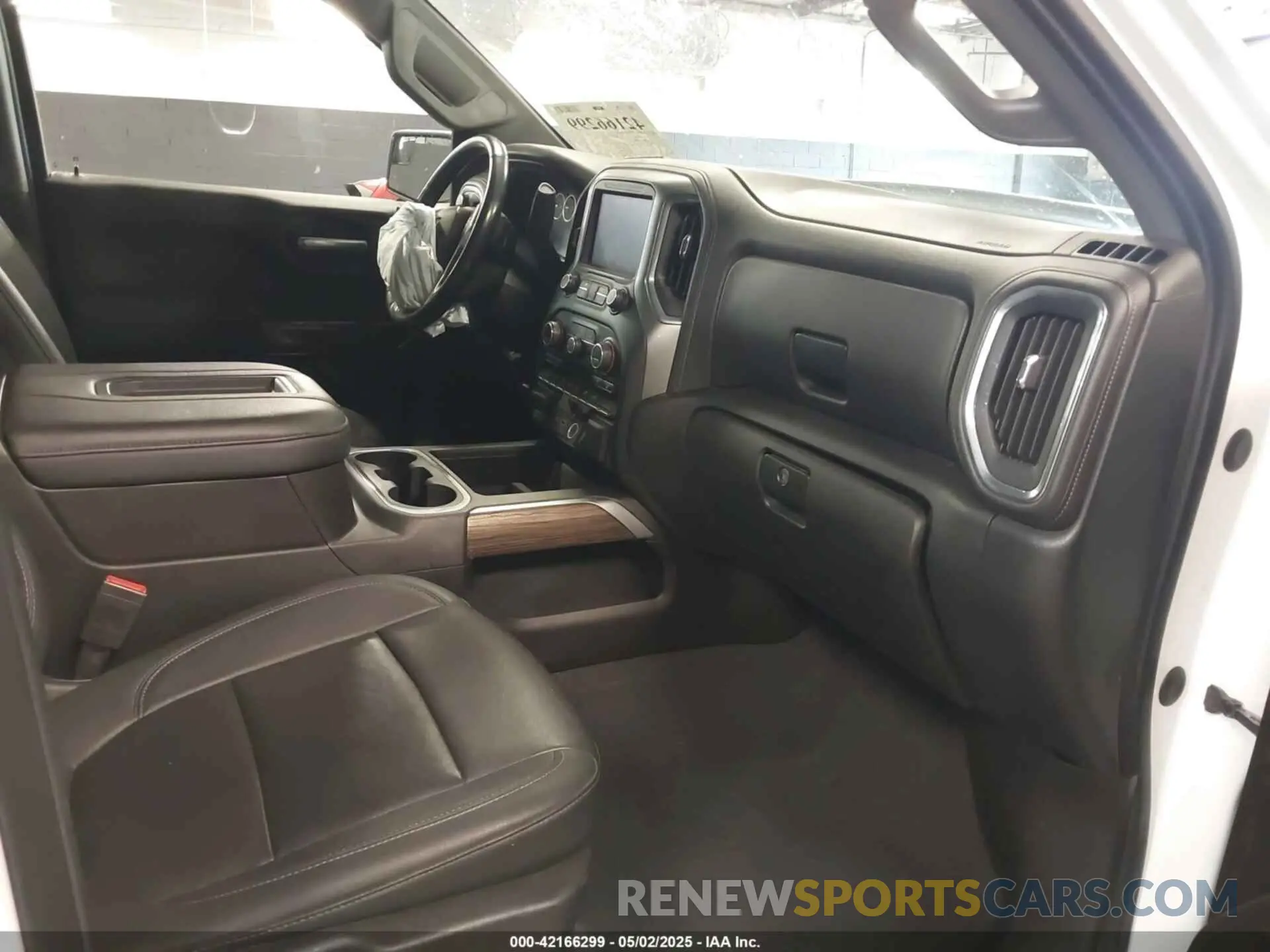 5 Photograph of a damaged car 1GCUYEED8MZ122089 CHEVROLET SILVERADO 1500 2021