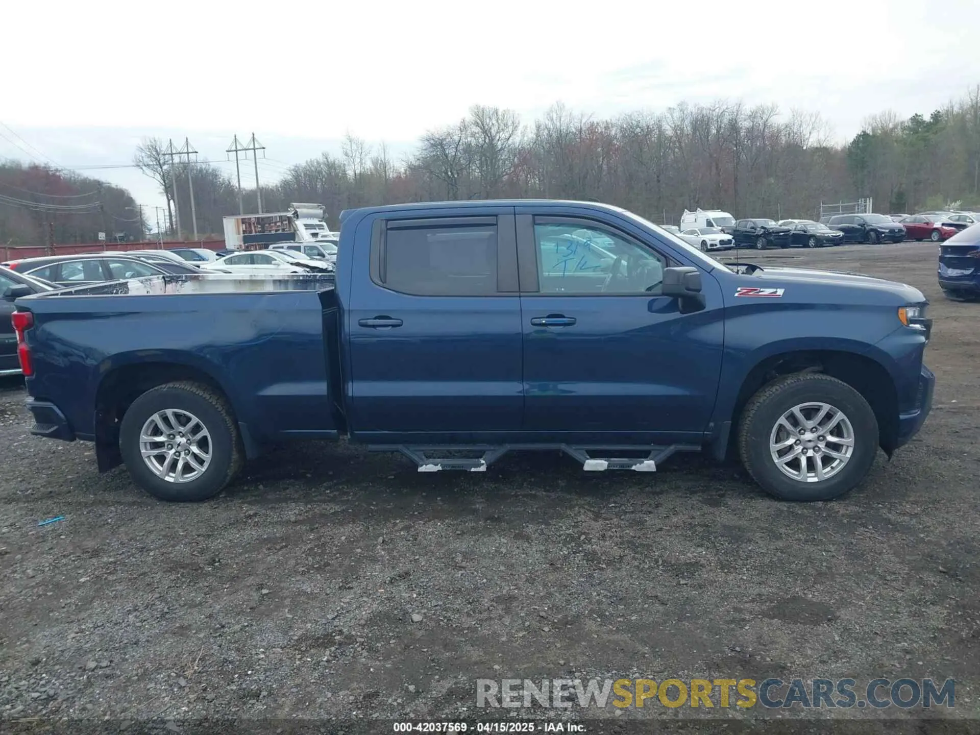 13 Photograph of a damaged car 1GCUYEEL4MZ427838 CHEVROLET SILVERADO 1500 2021