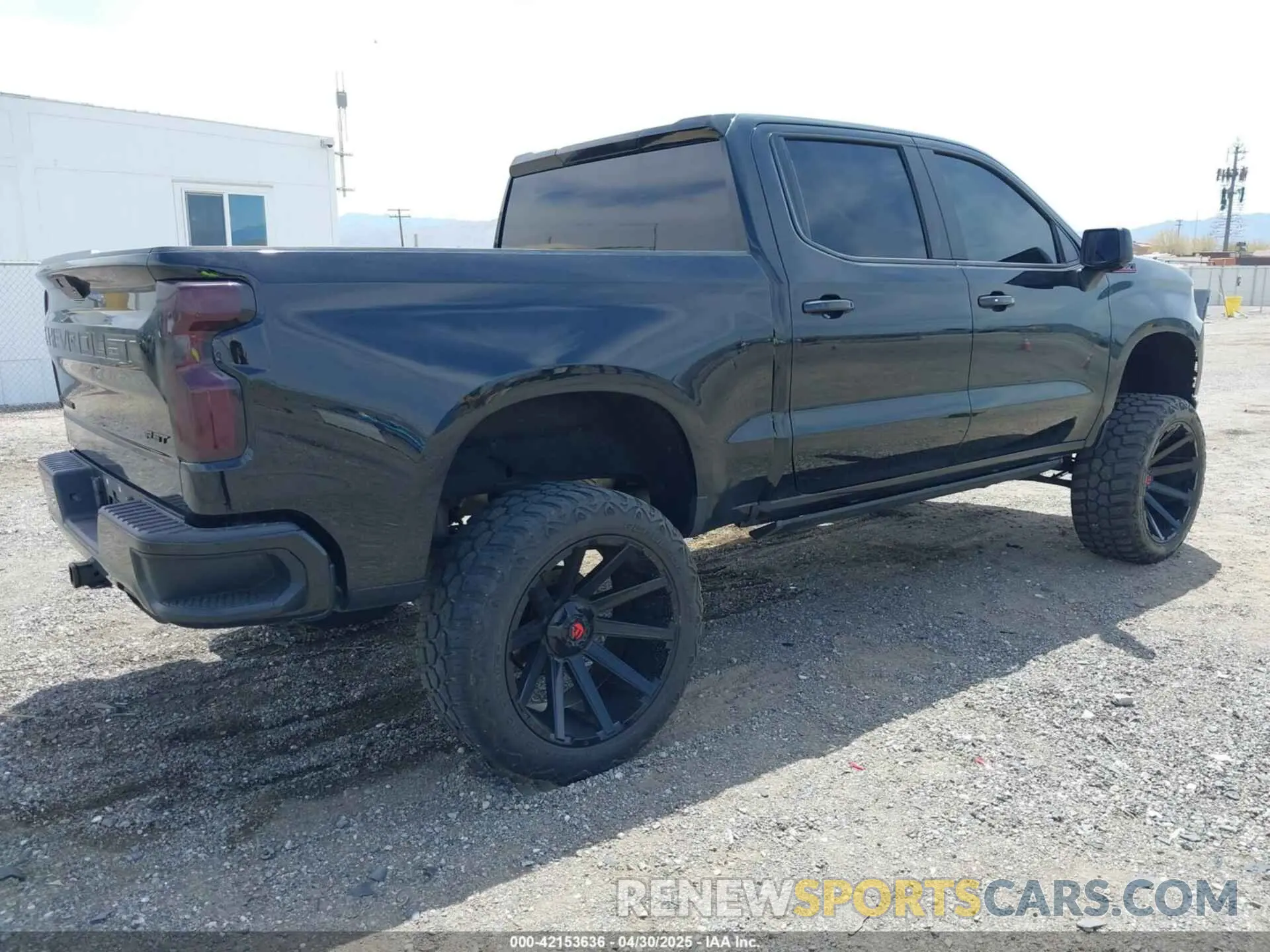 4 Photograph of a damaged car 1GCUYEEL8MZ376540 CHEVROLET SILVERADO 1500 2021