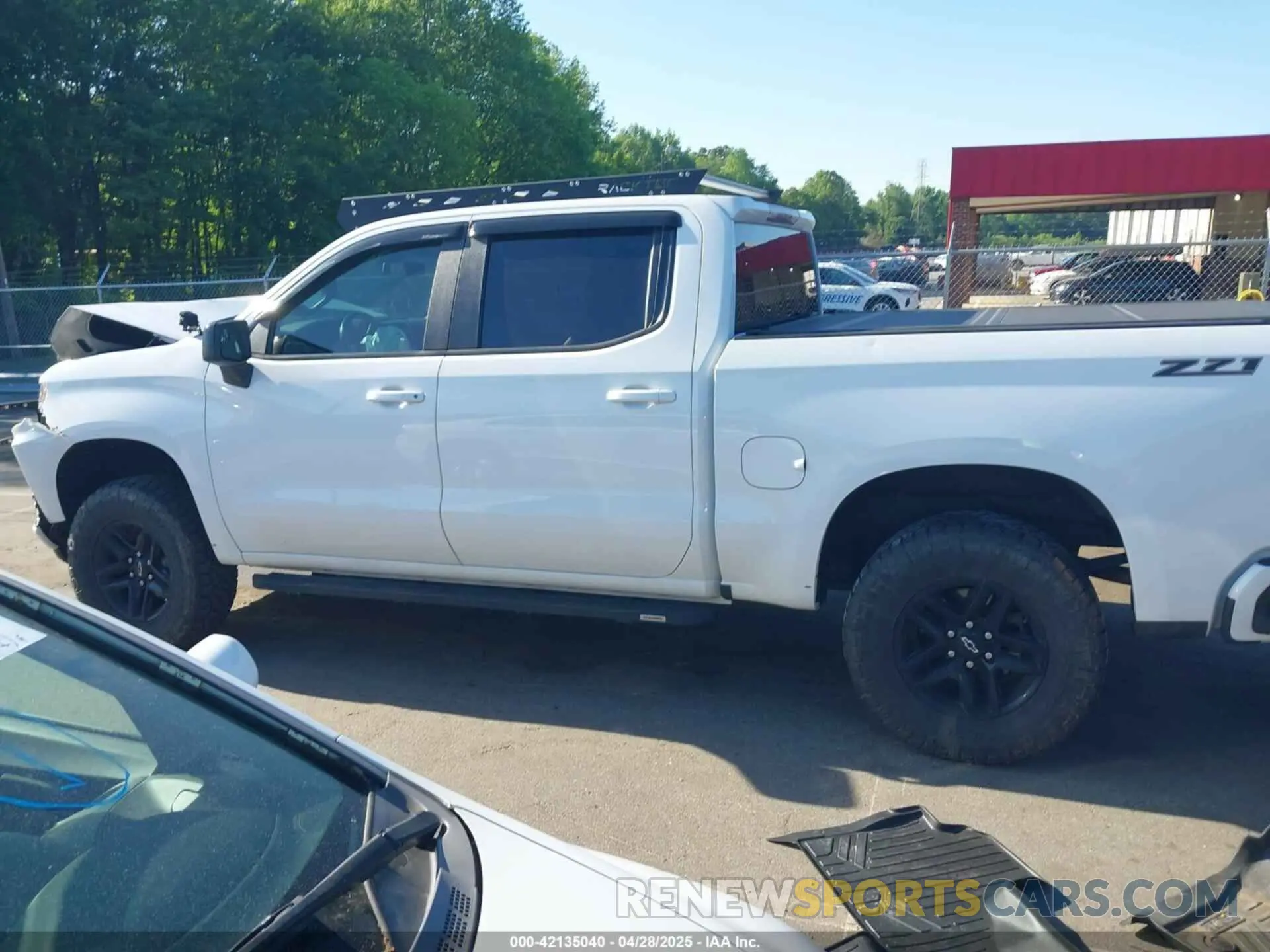 15 Photograph of a damaged car 1GCUYEEL8MZ421055 CHEVROLET SILVERADO 1500 2021